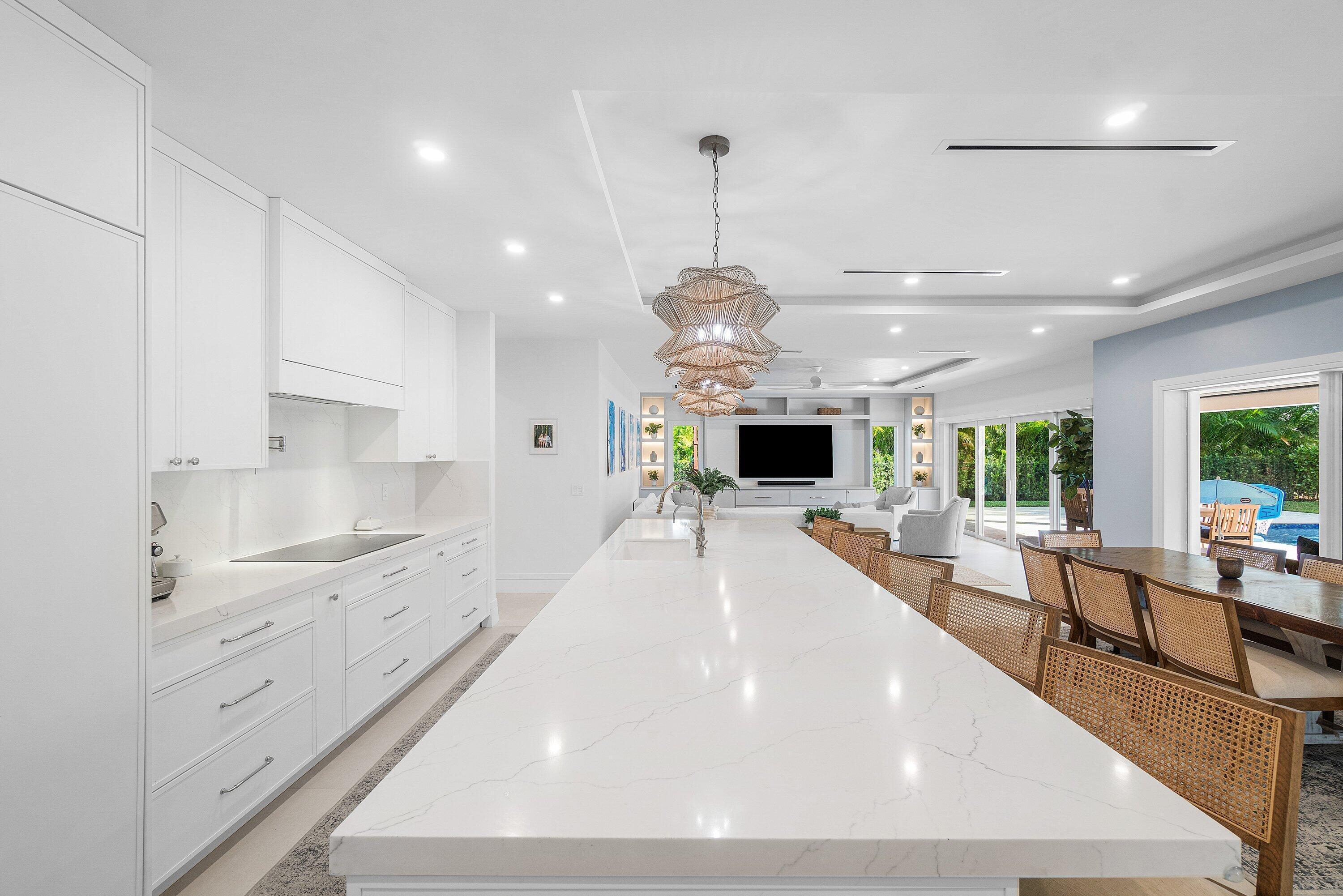 917 SW 36th Court