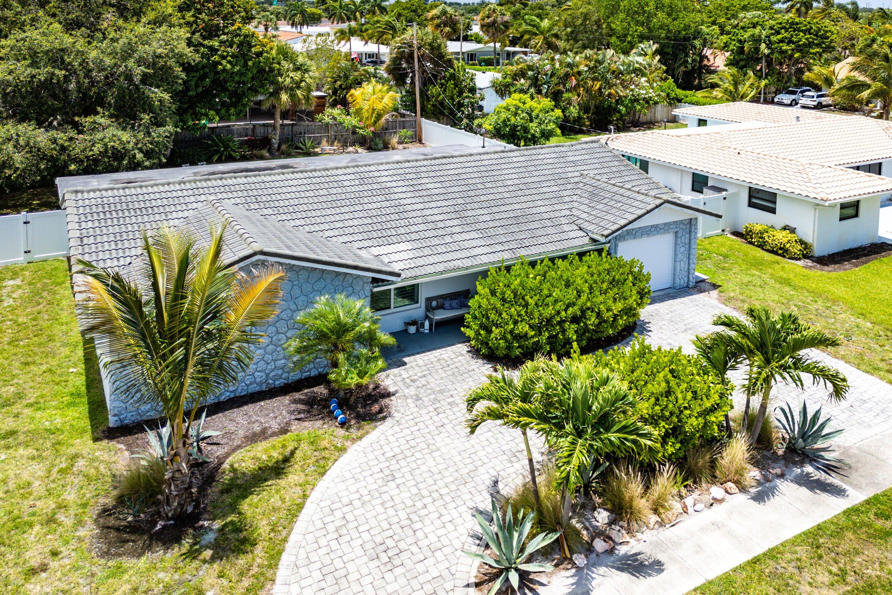 581 NW 13th Drive