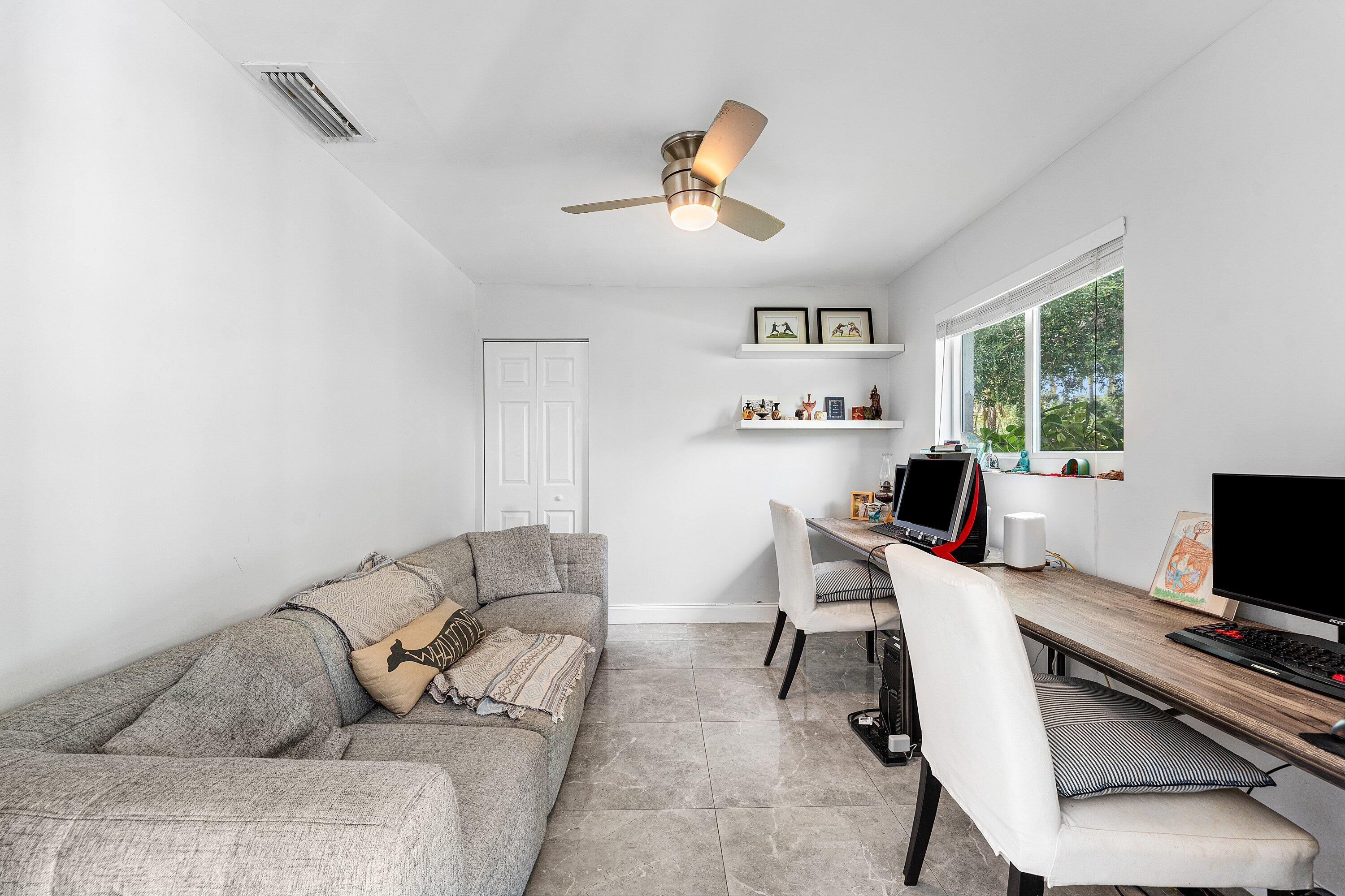 581 NW 13th Drive