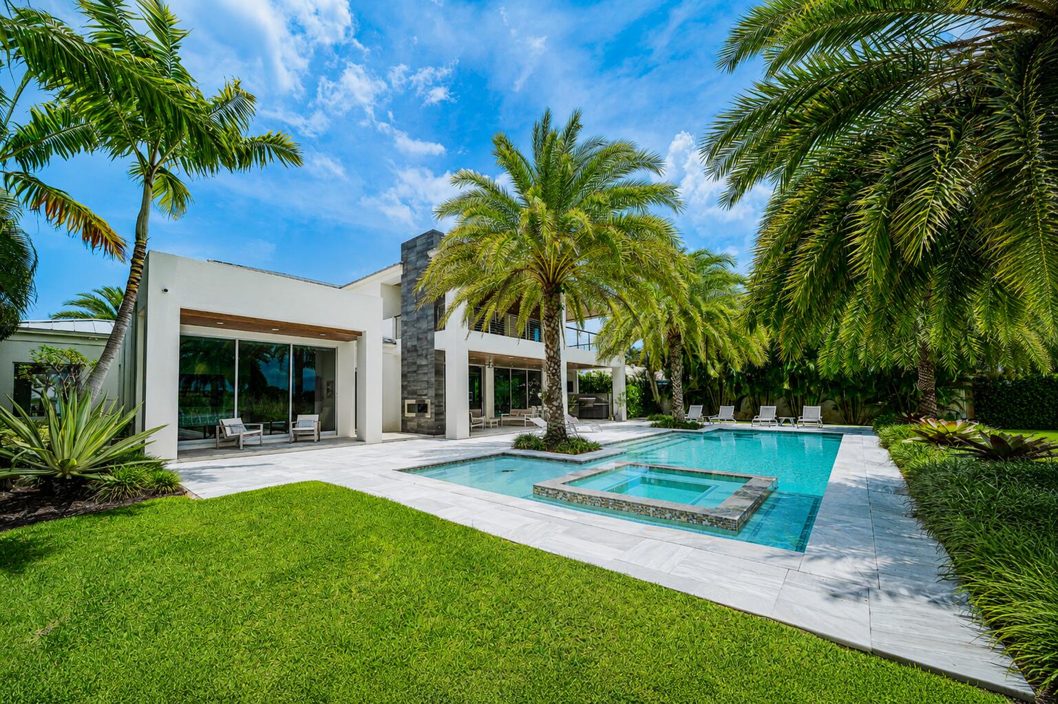 1508 Lake Drive