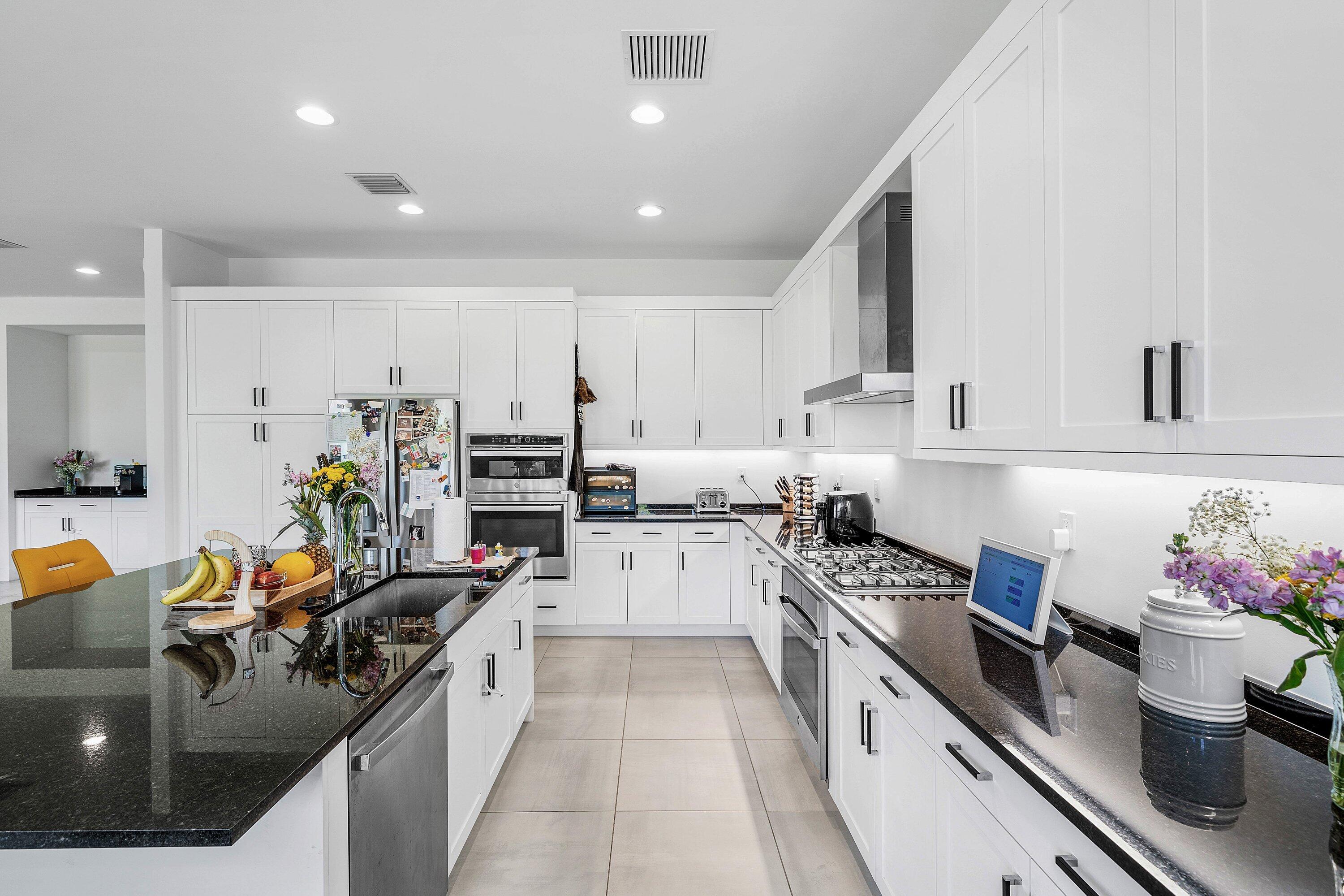 8381 Fishers Island Way