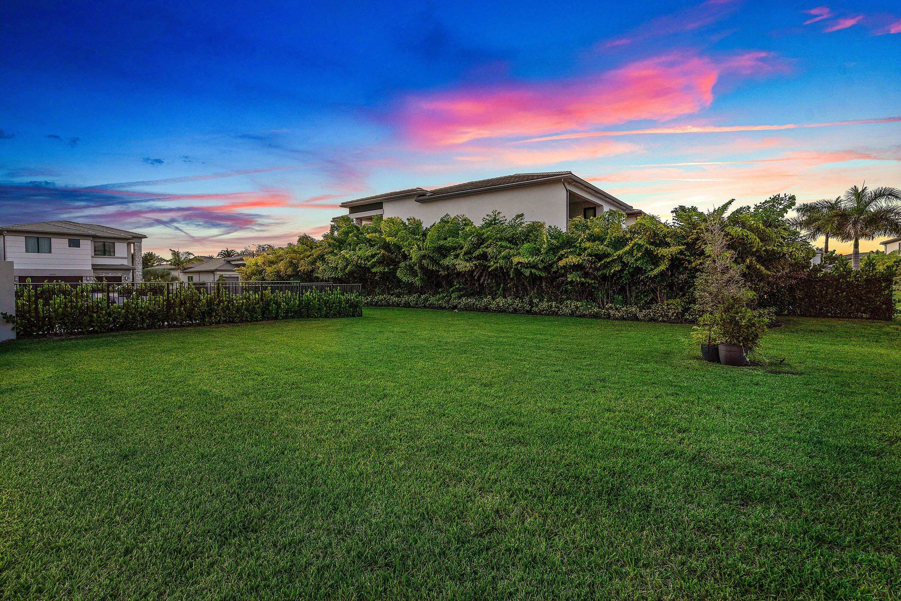 8381 Fishers Island Way