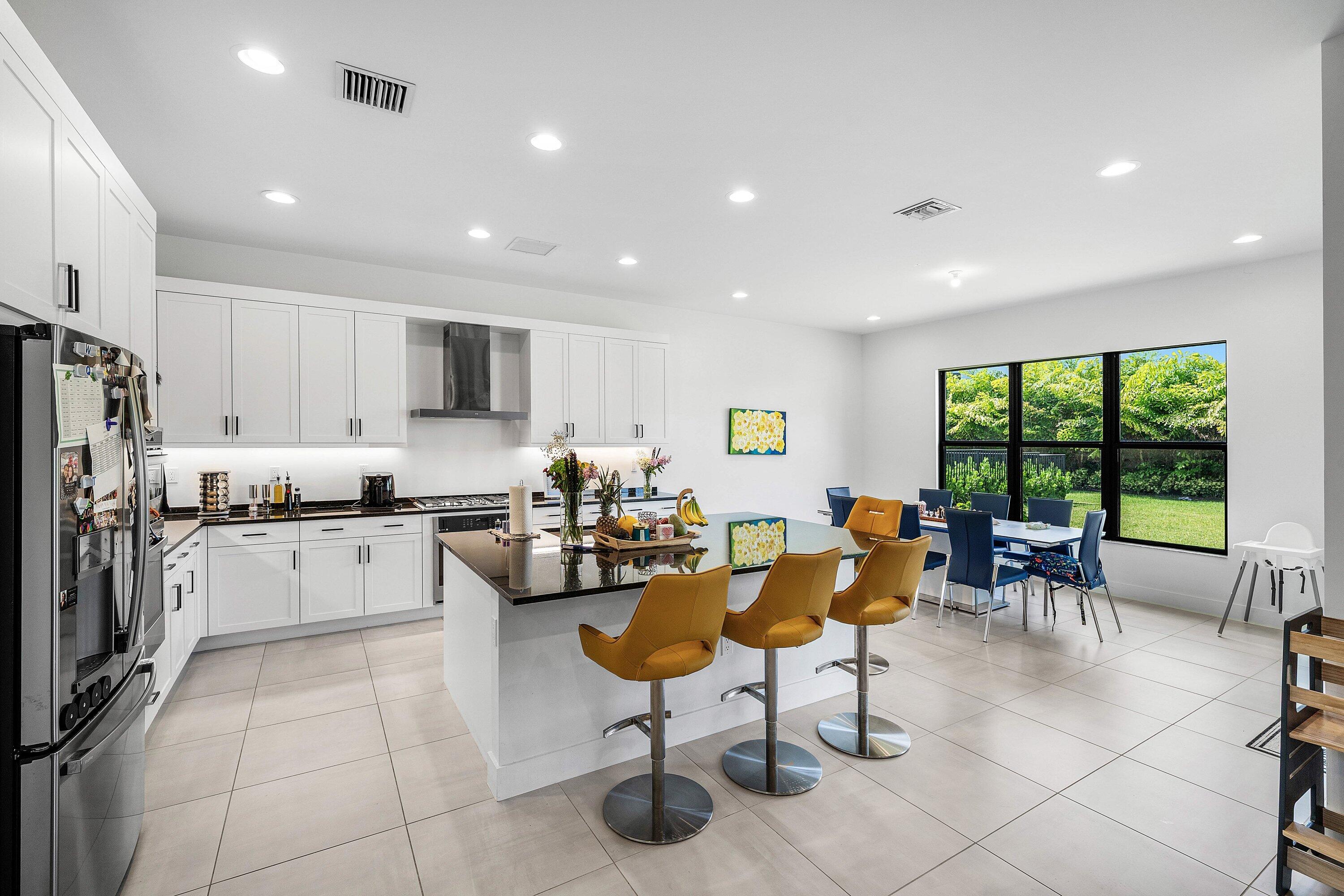 8381 Fishers Island Way