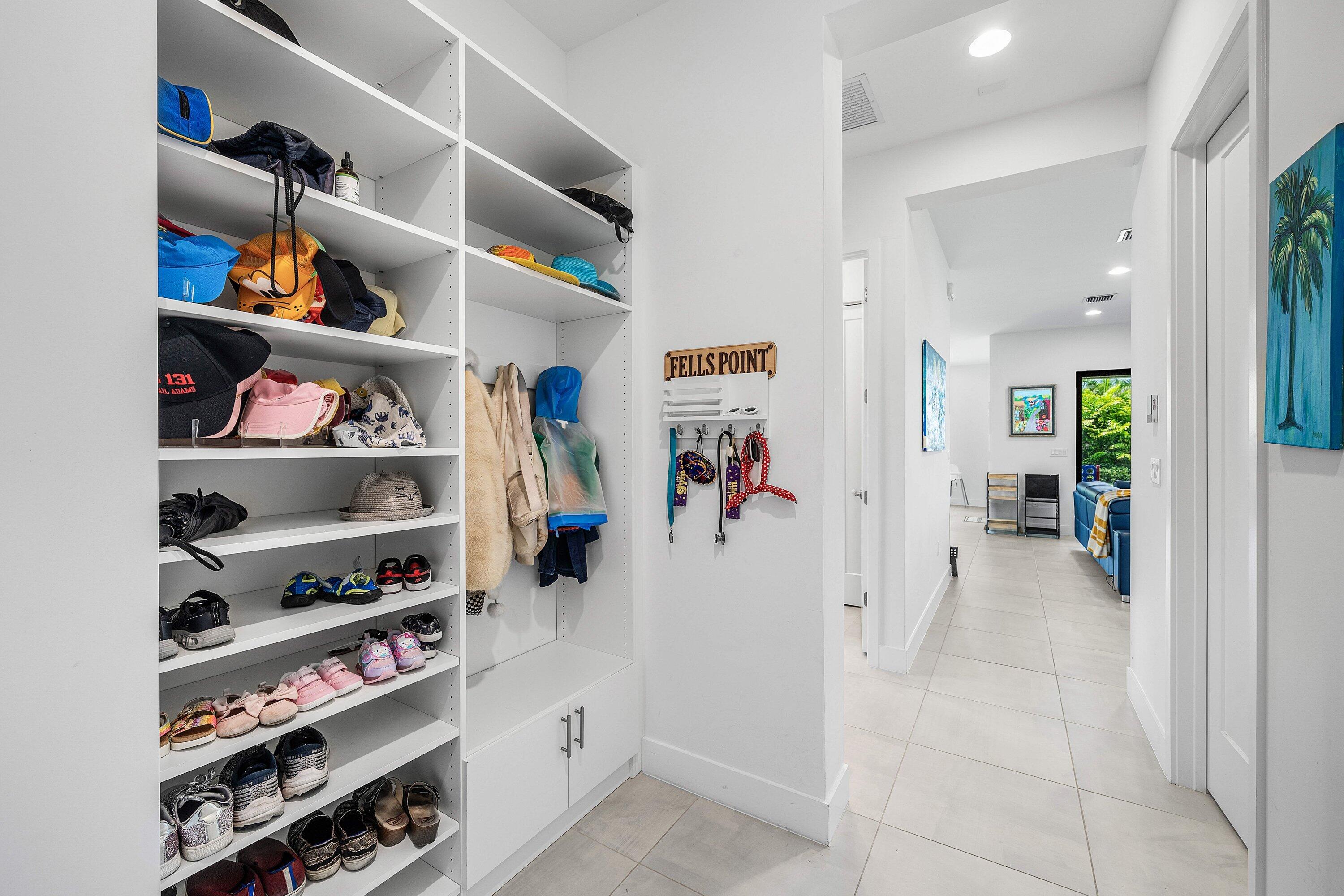 8381 Fishers Island Way