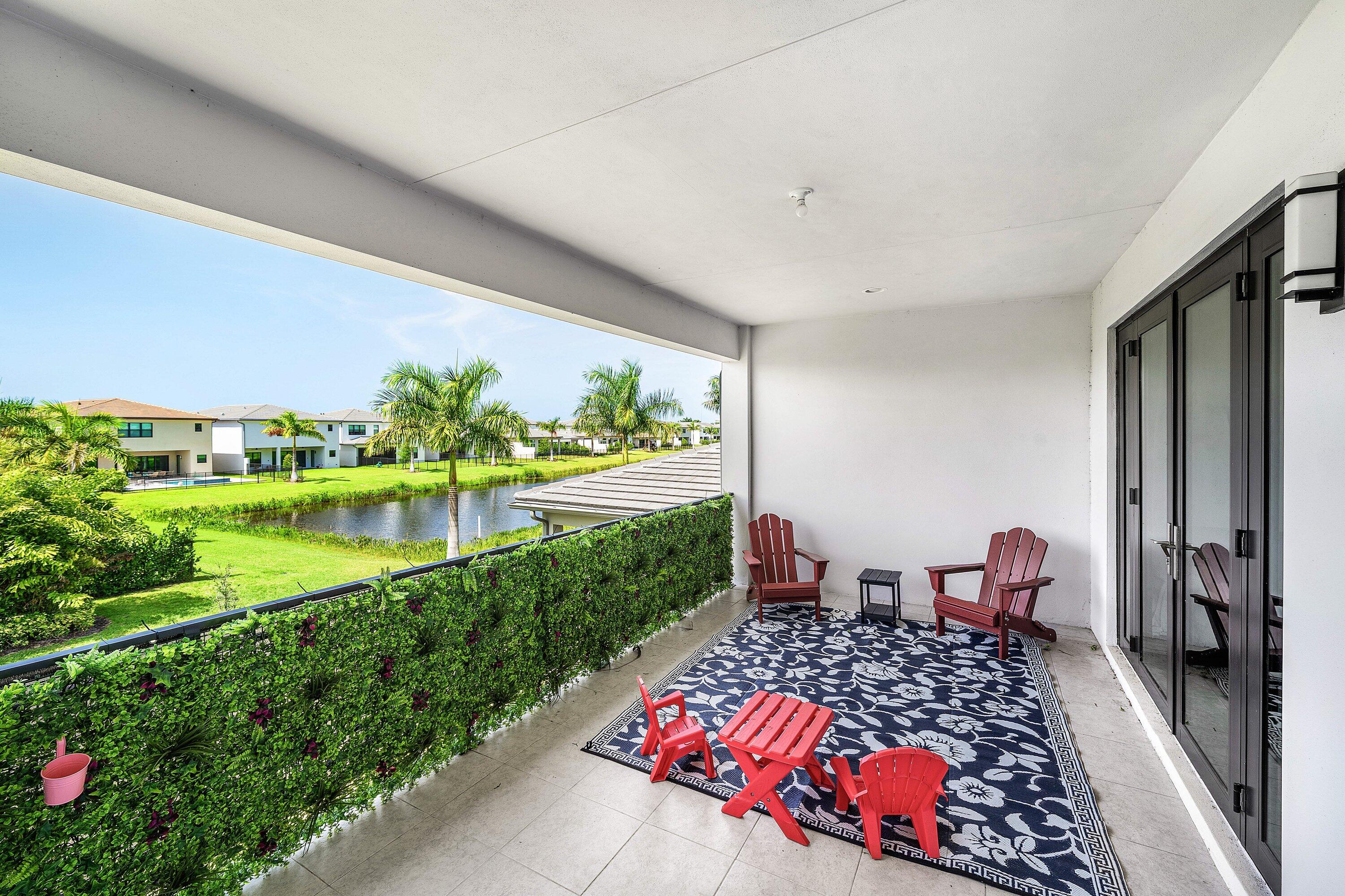 8381 Fishers Island Way