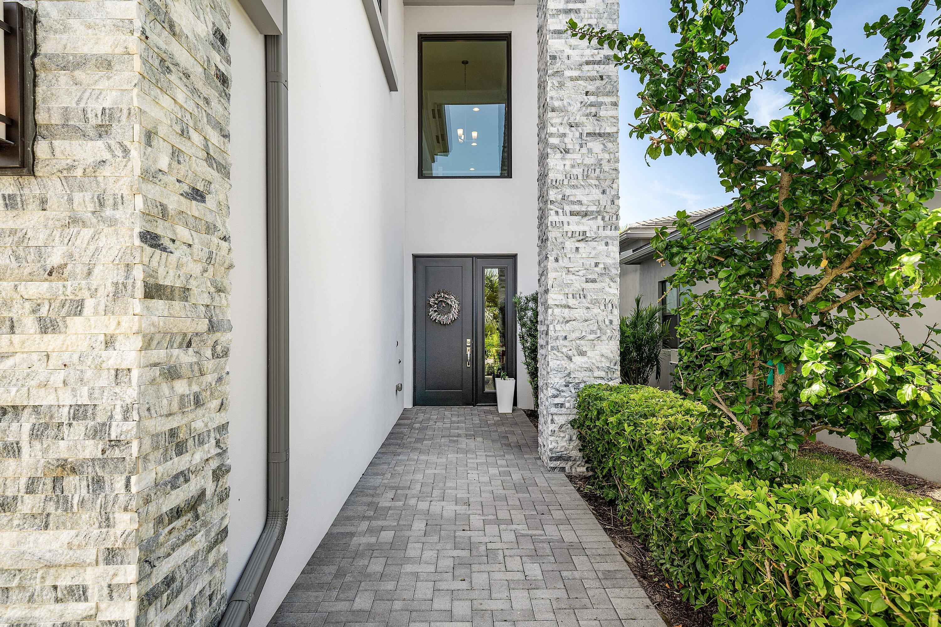 8381 Fishers Island Way