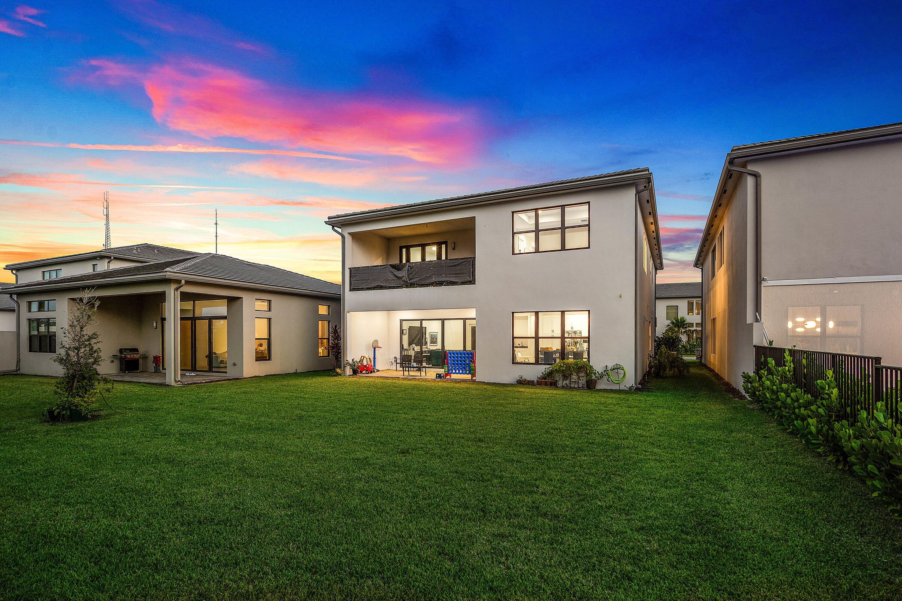 8381 Fishers Island Way