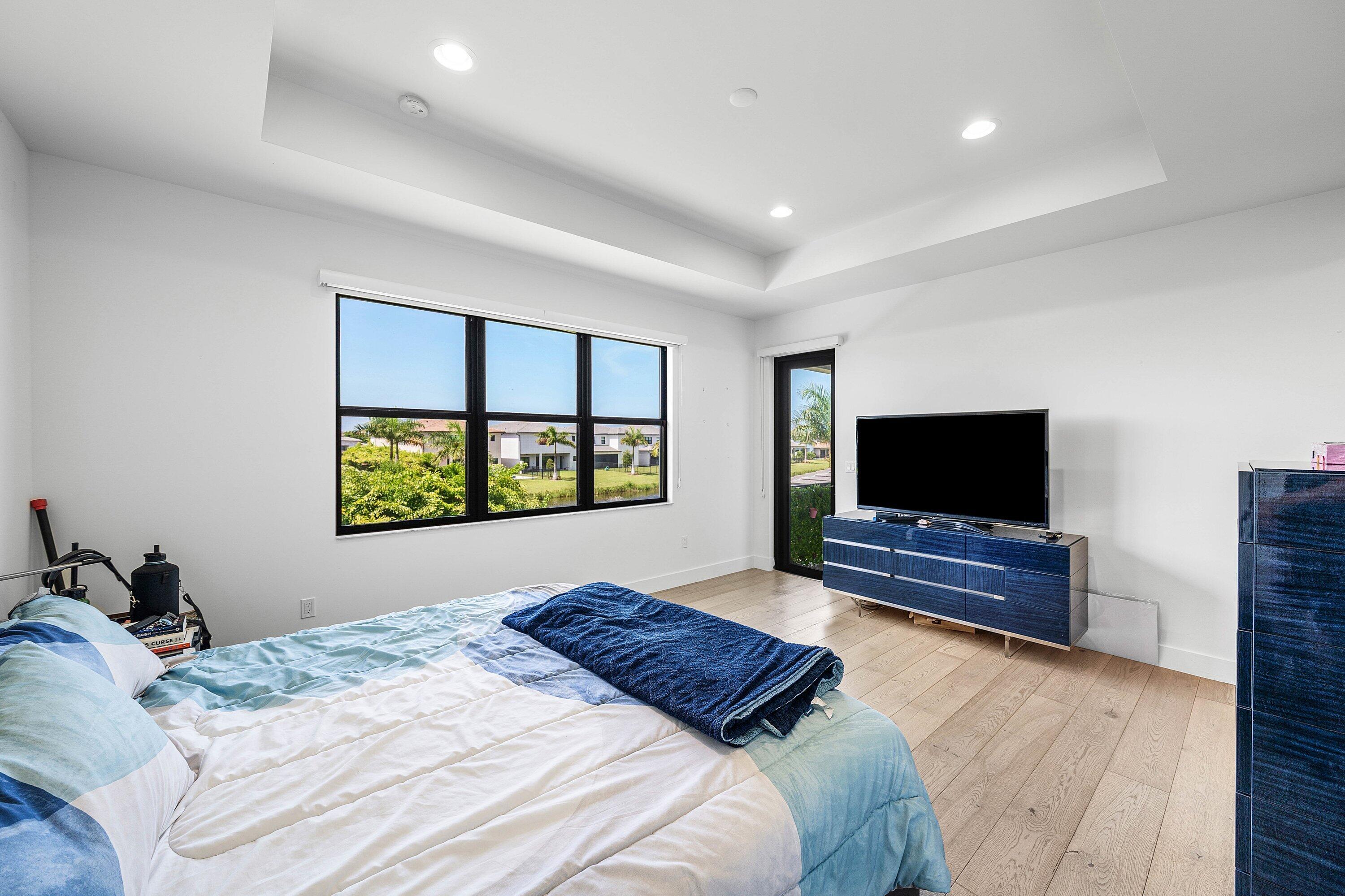8381 Fishers Island Way