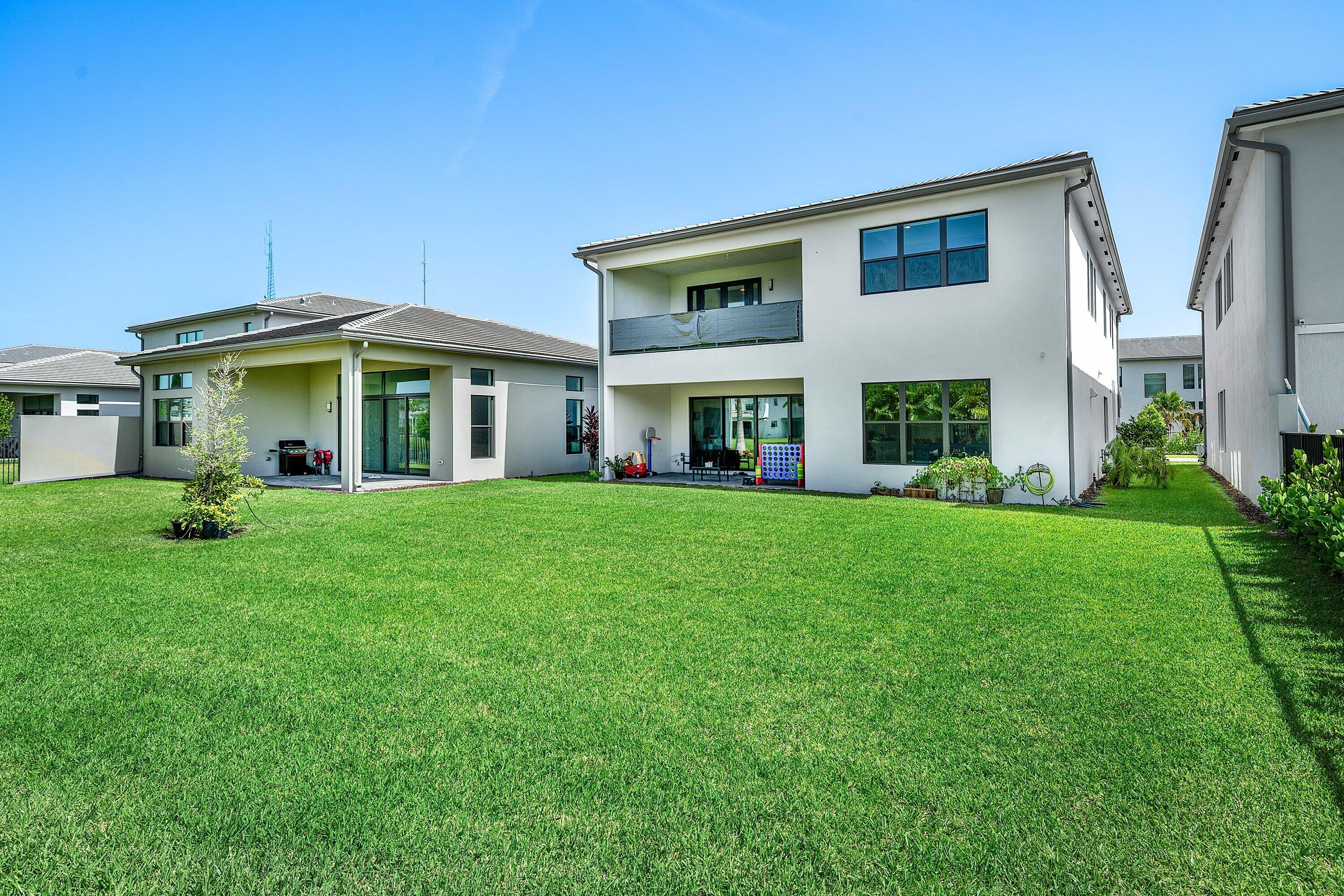 8381 Fishers Island Way