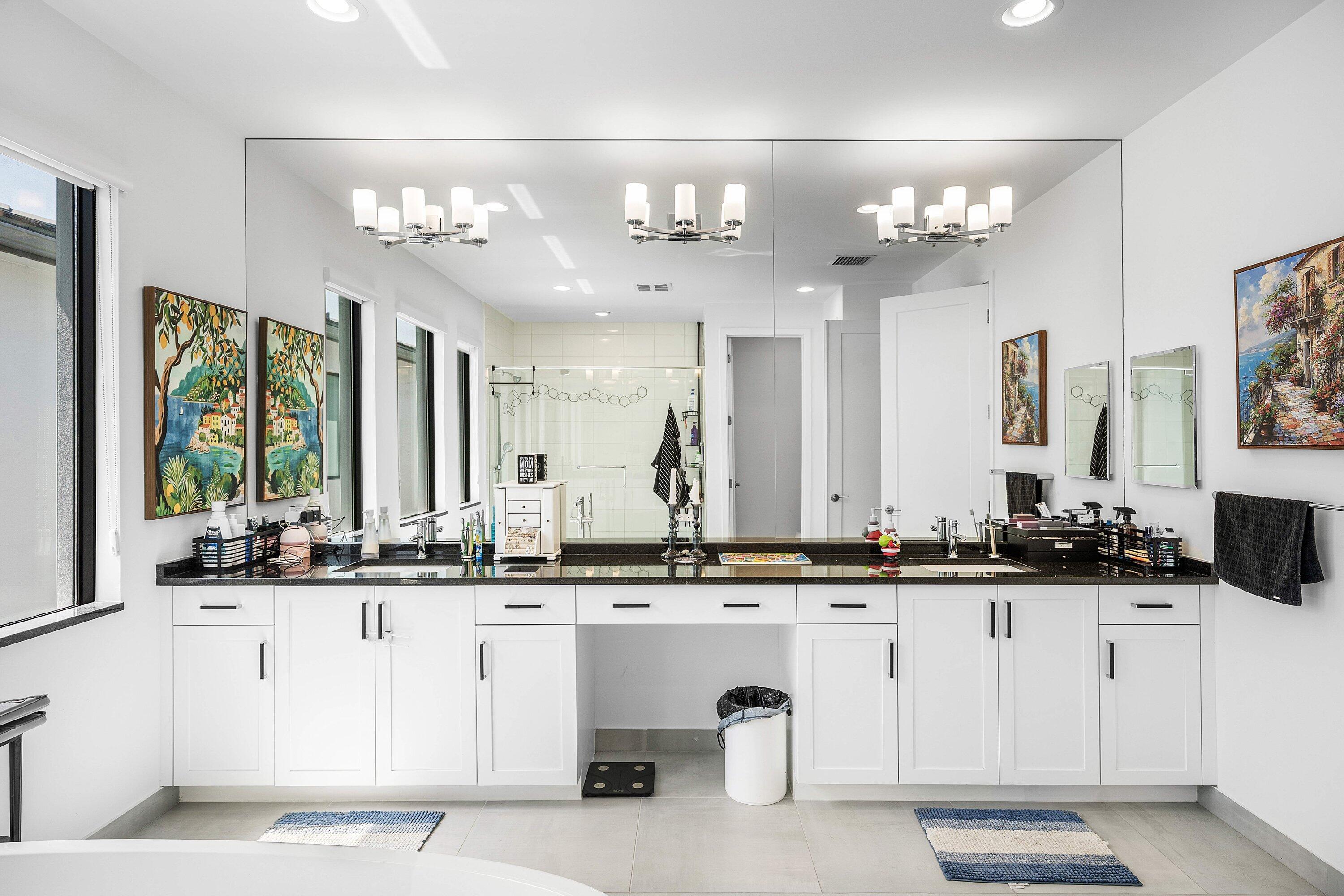 8381 Fishers Island Way