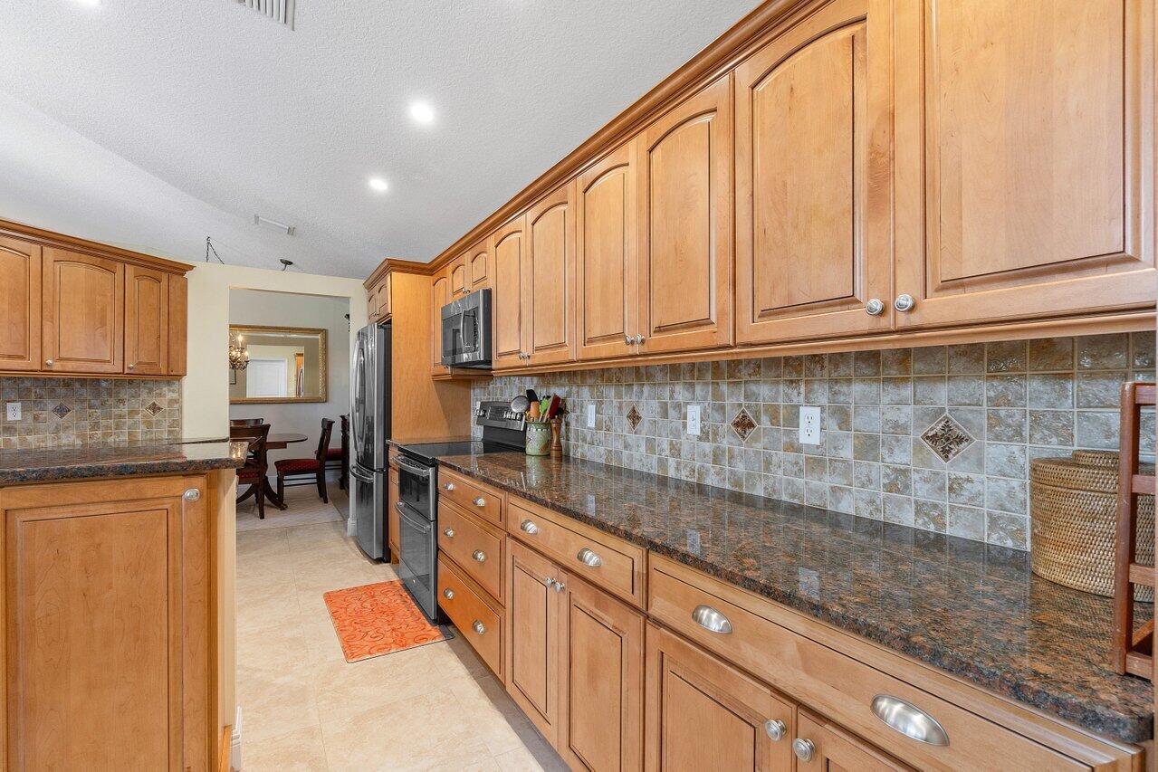770 Clearbrook Park Circle