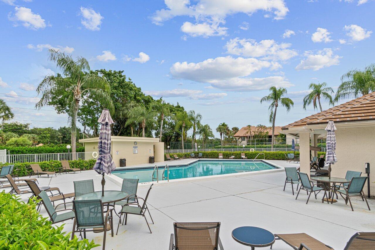 6366 Longboat Lane 105