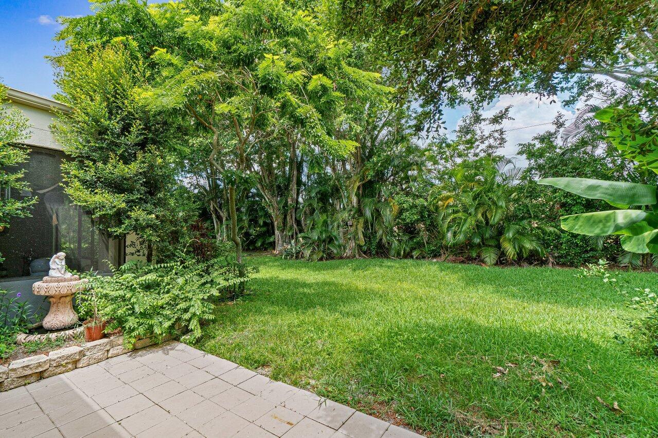 6366 Longboat Lane 105