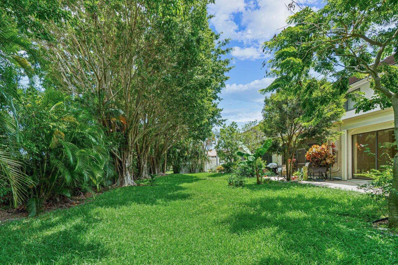 6366 Longboat Lane 105