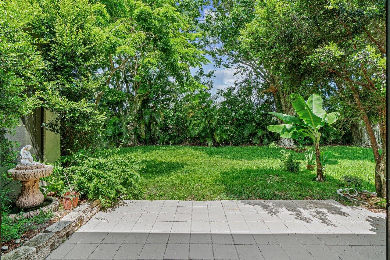 6366 Longboat Lane 105