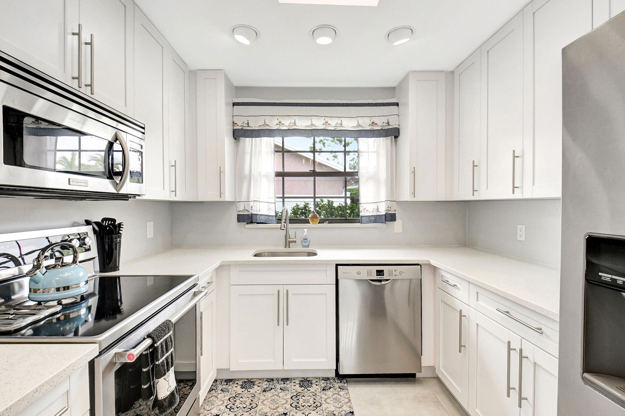 9311 Longmeadow Circle