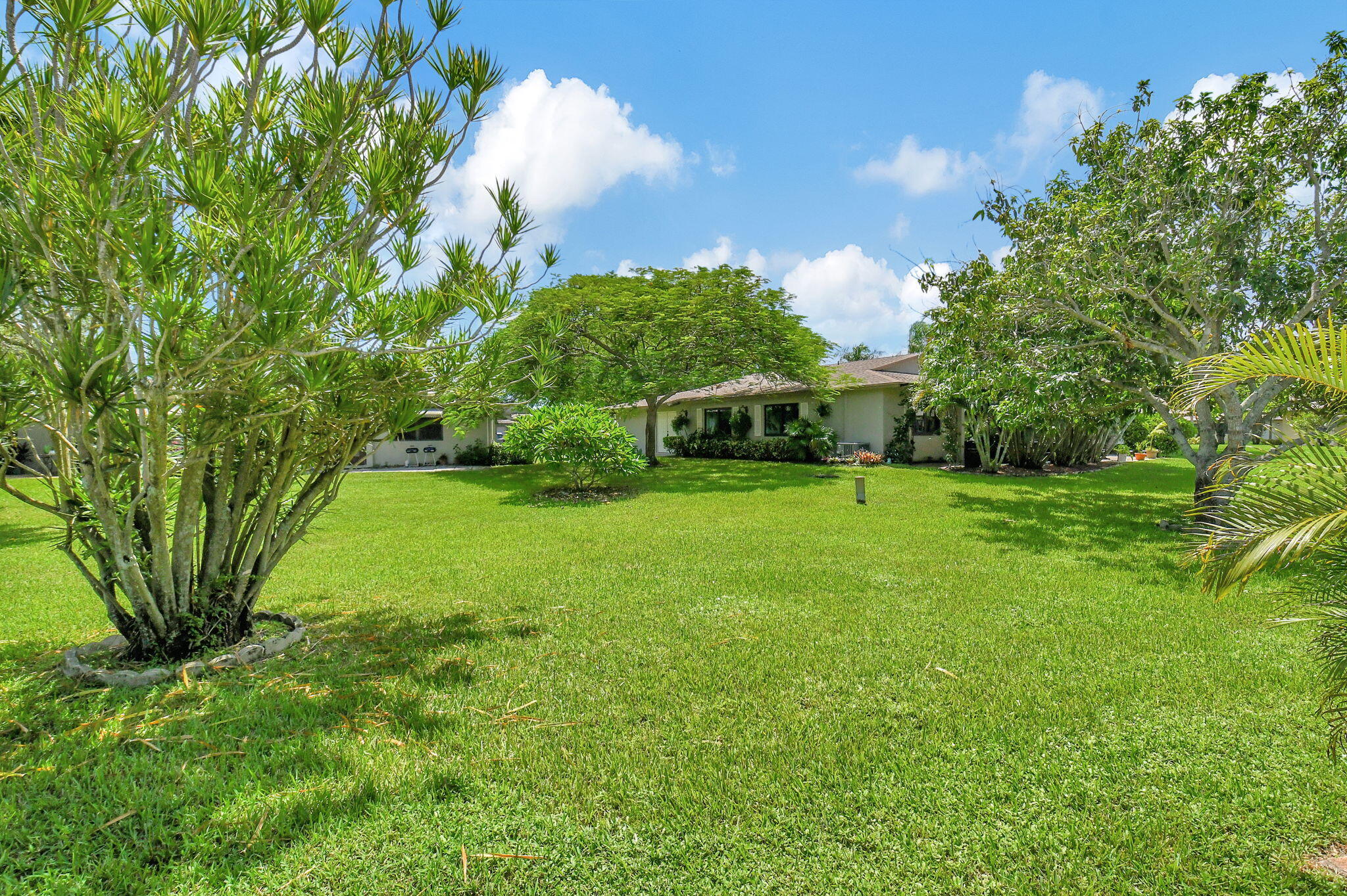 1522 Palmland Drive, 1522
