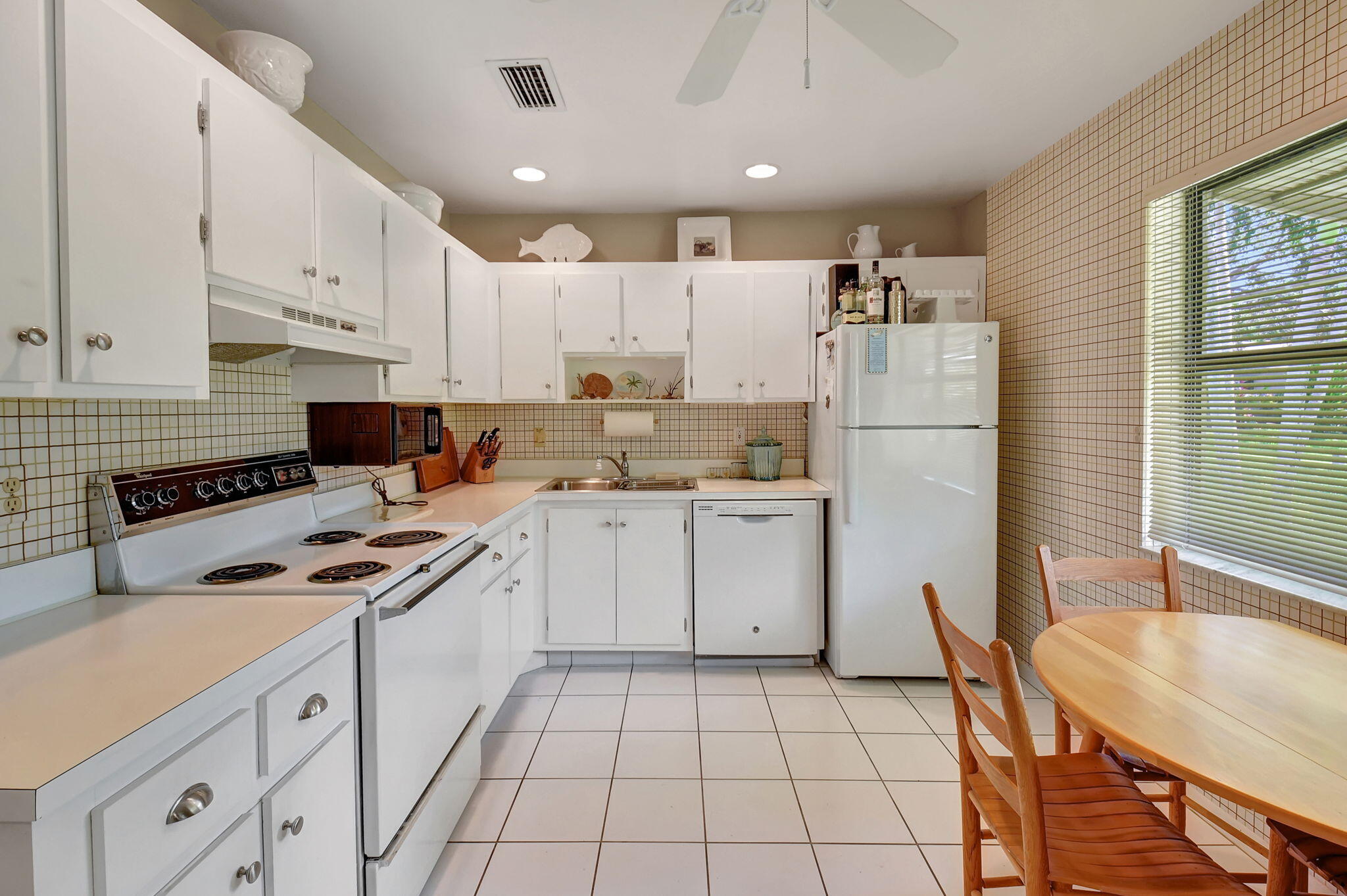 1522 Palmland Drive, 1522