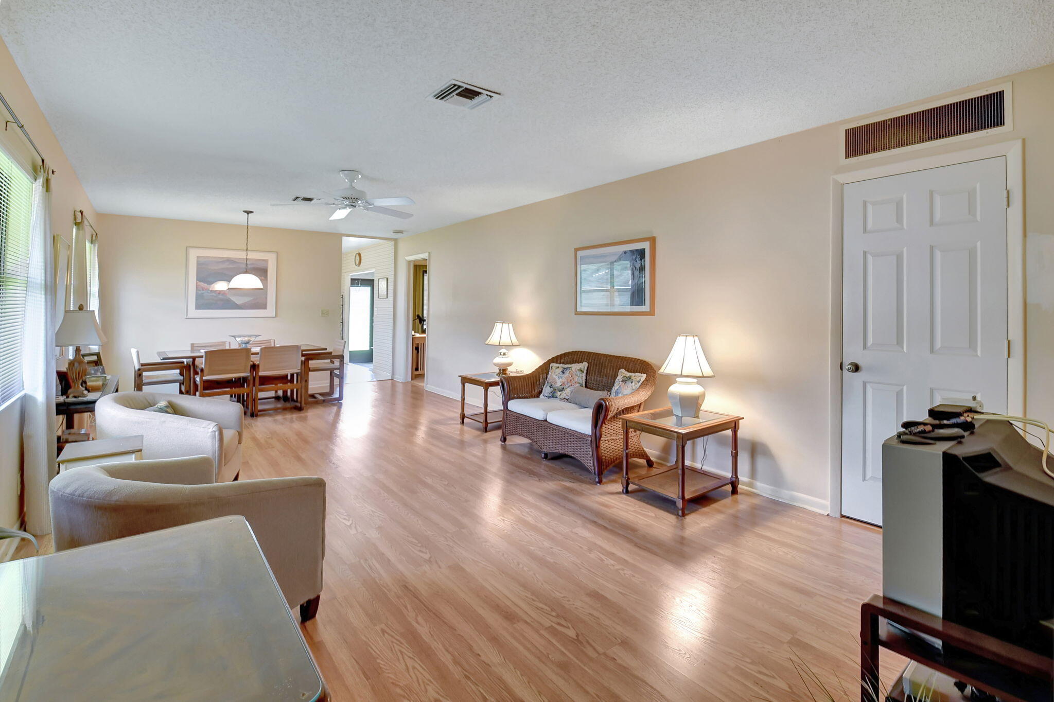 1522 Palmland Drive, 1522