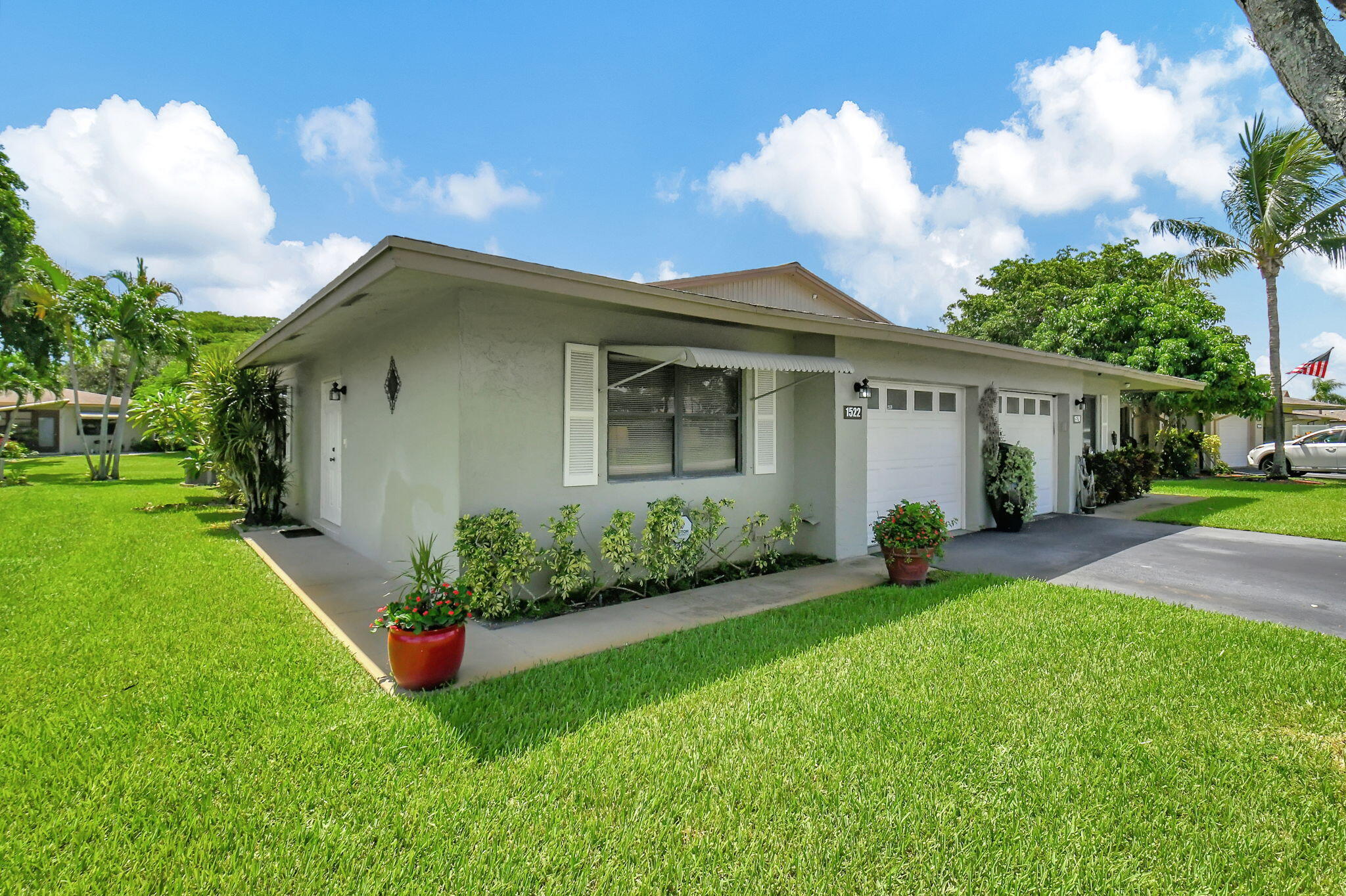 1522 Palmland Drive, 1522