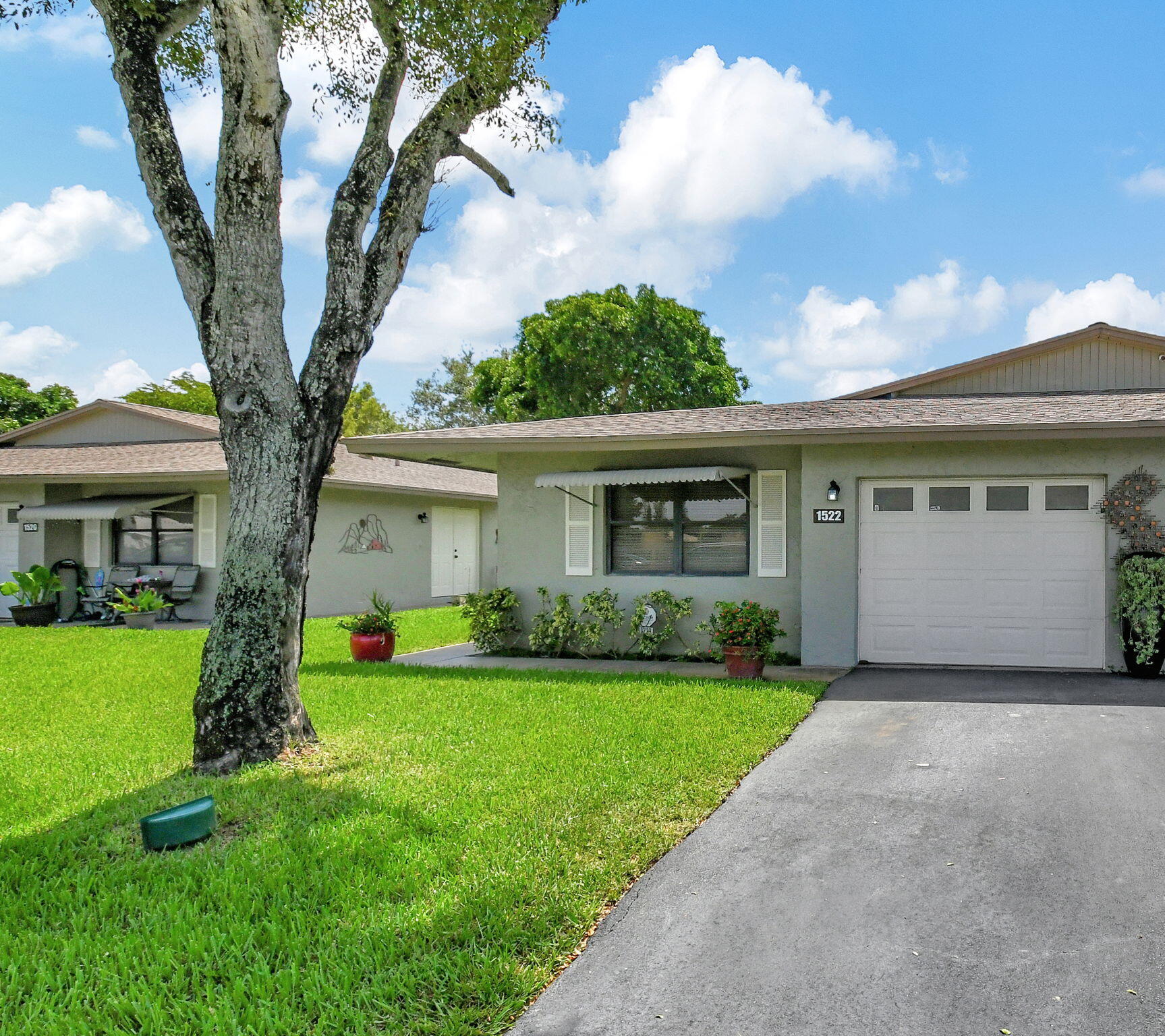 1522 Palmland Drive, 1522