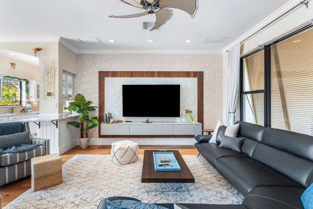 1018 White Drive
