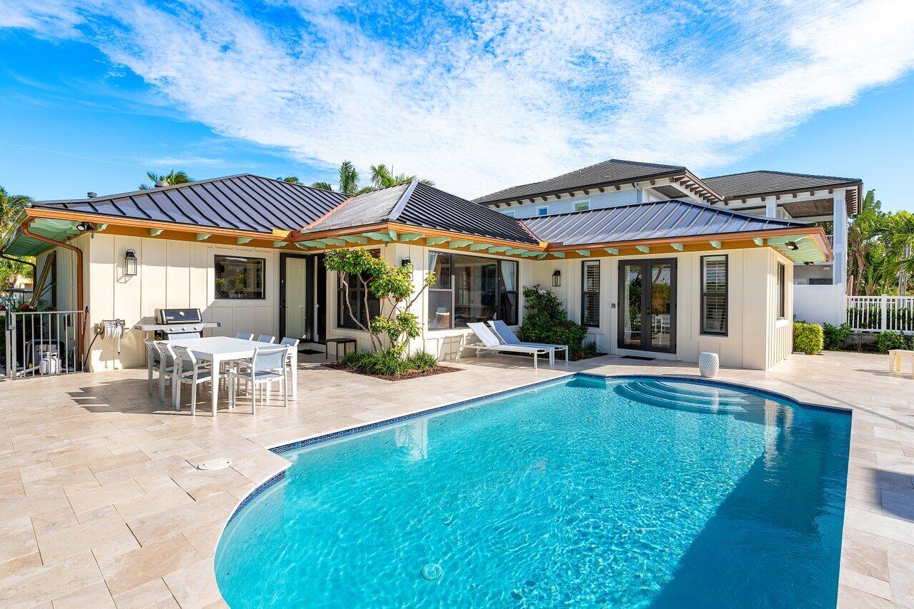 1018 White Drive