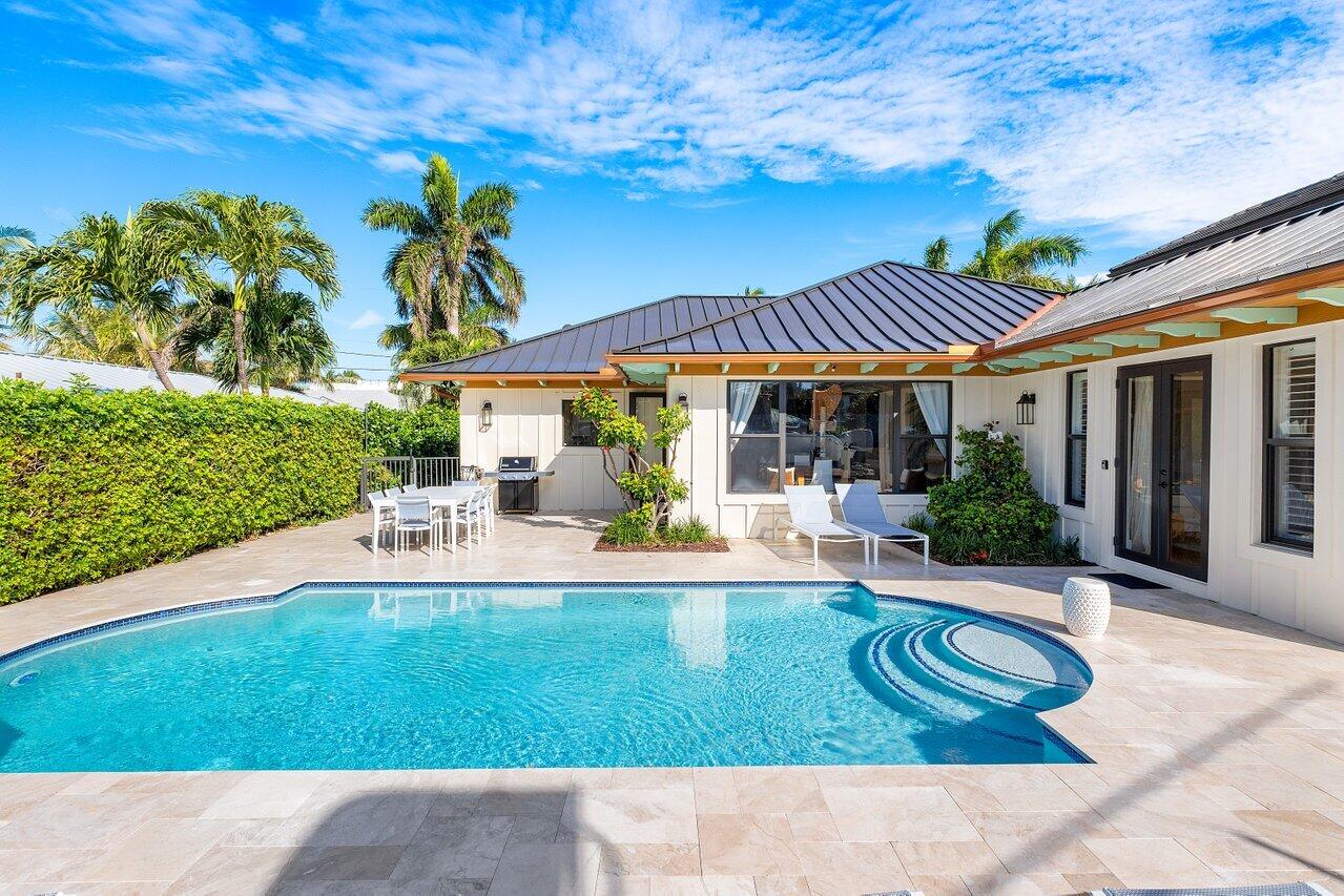 1018 White Drive