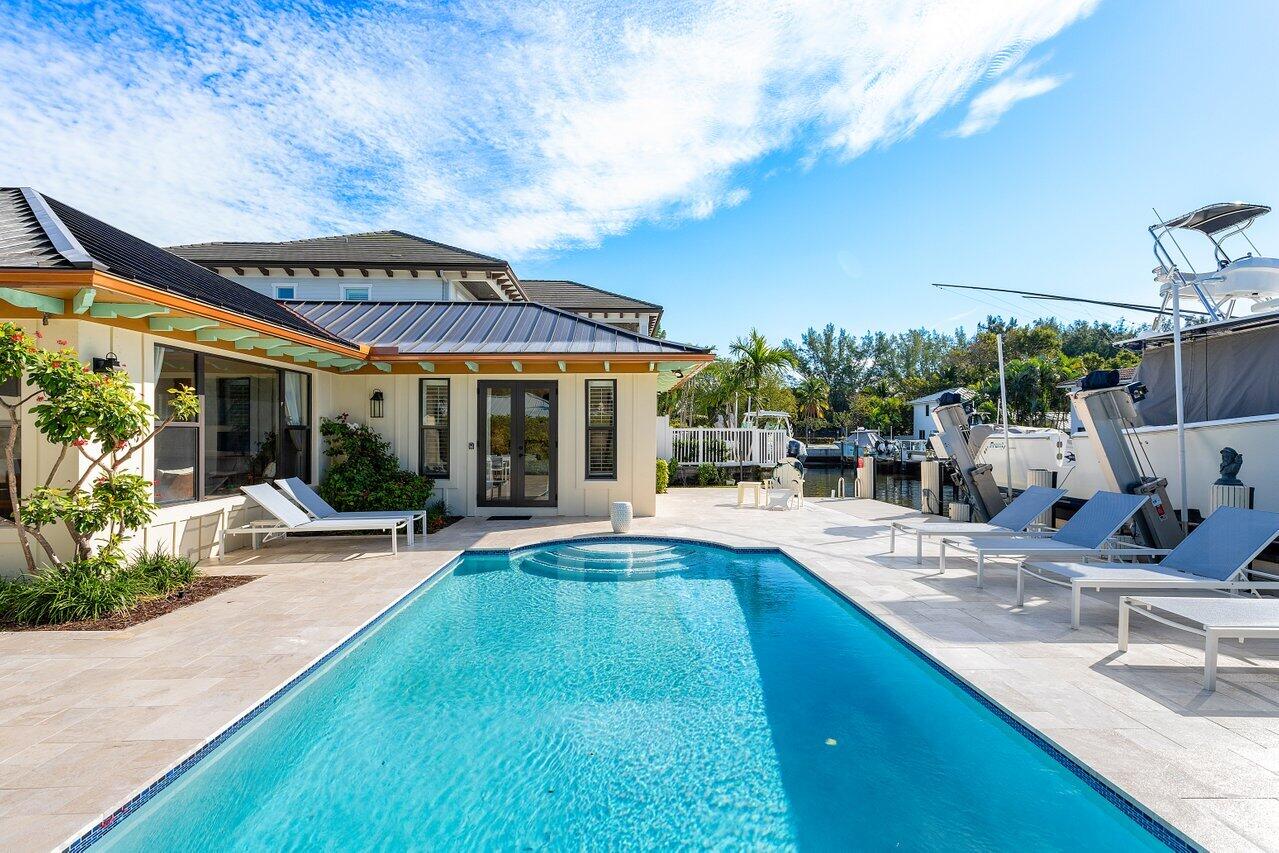 1018 White Drive