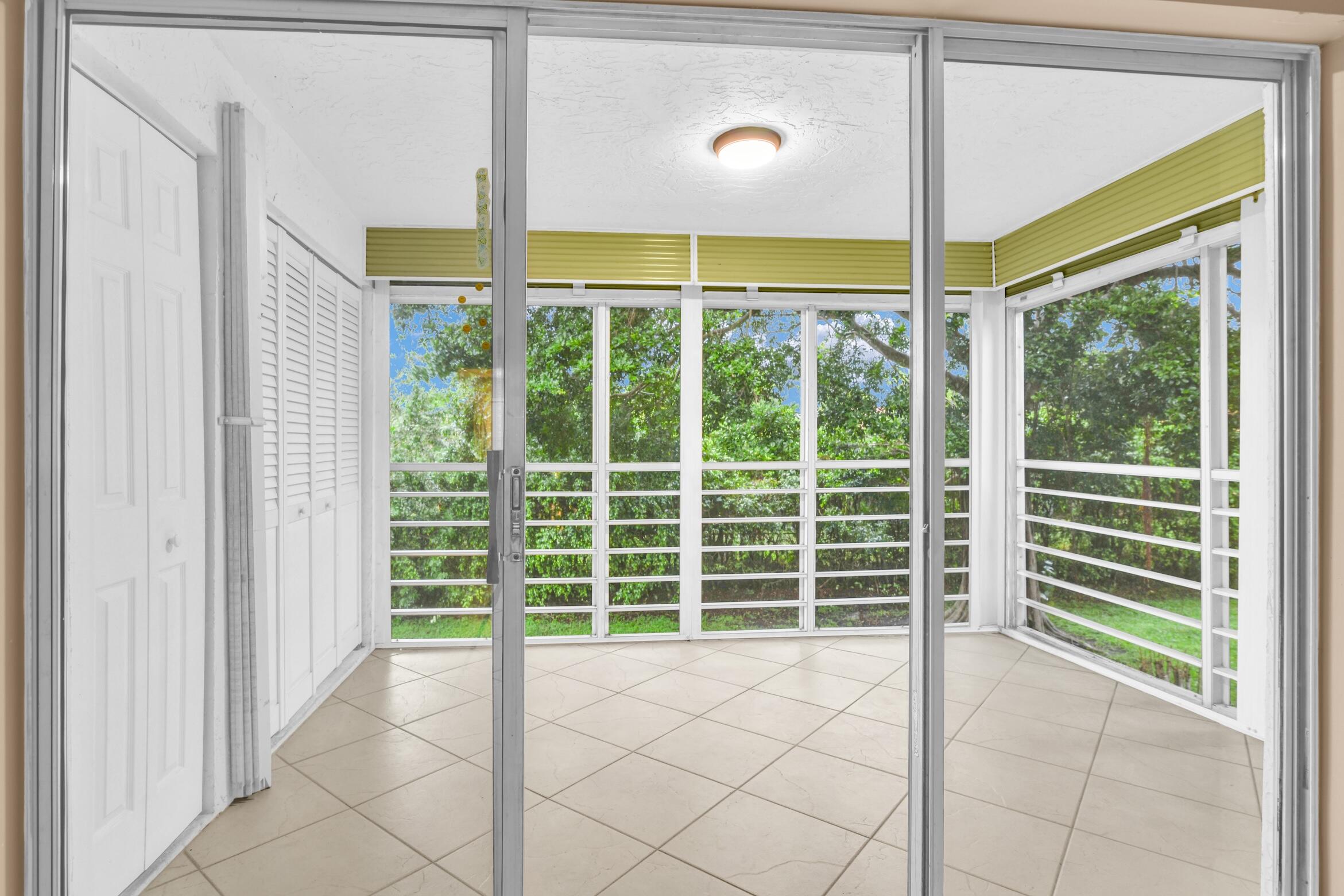 5217 Poppy Place 202