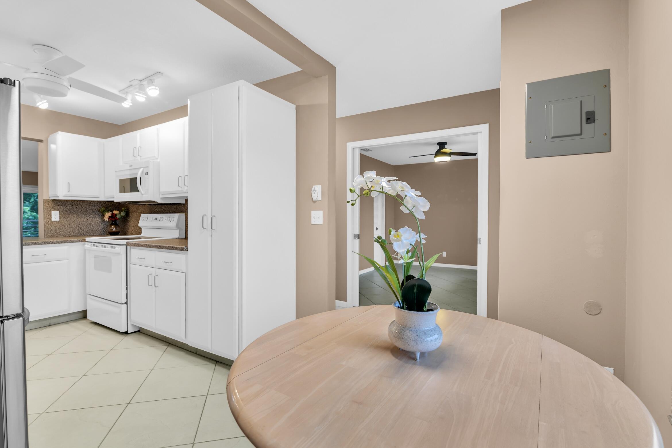 5217 Poppy Place 202