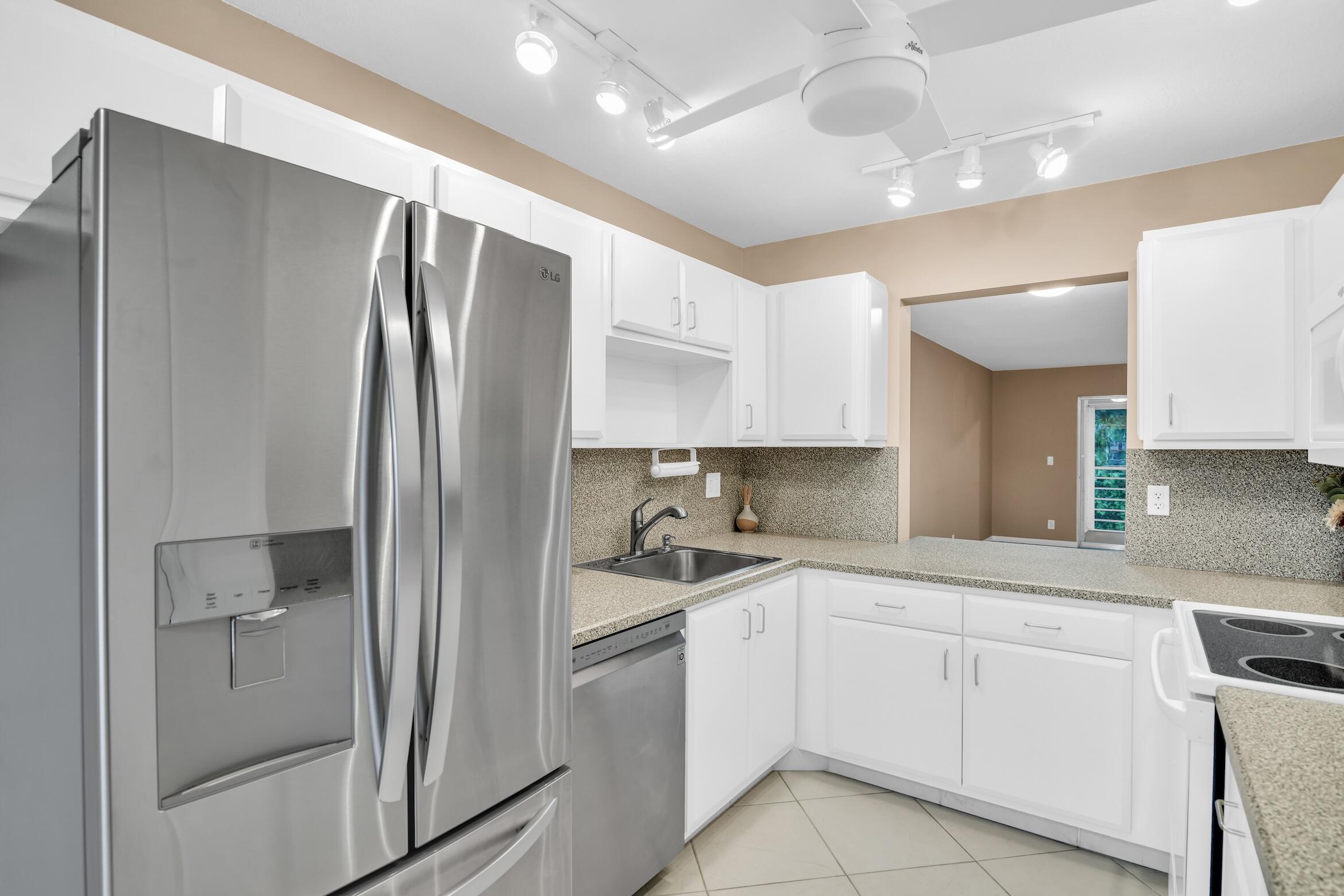 5217 Poppy Place 202