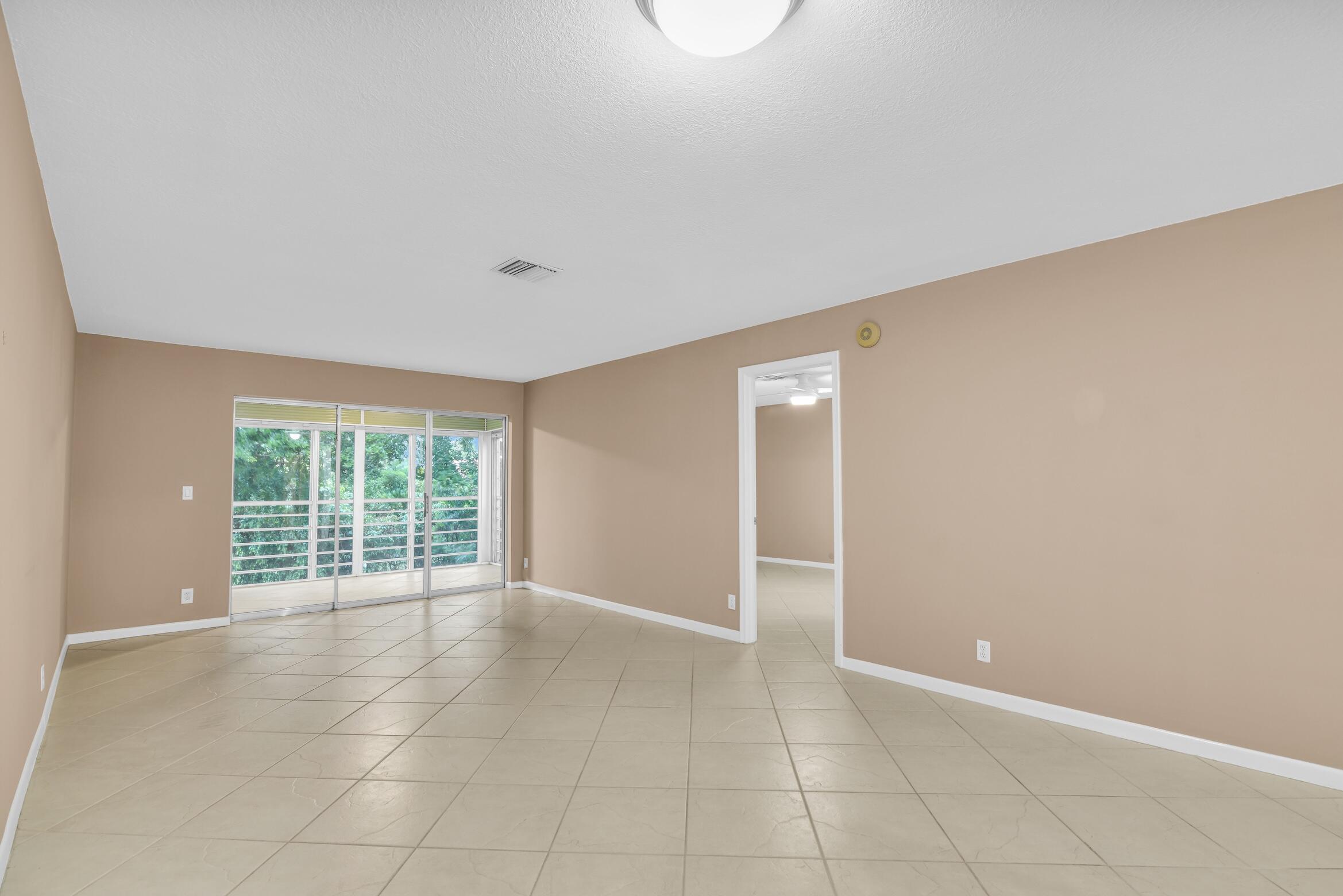 5217 Poppy Place 202