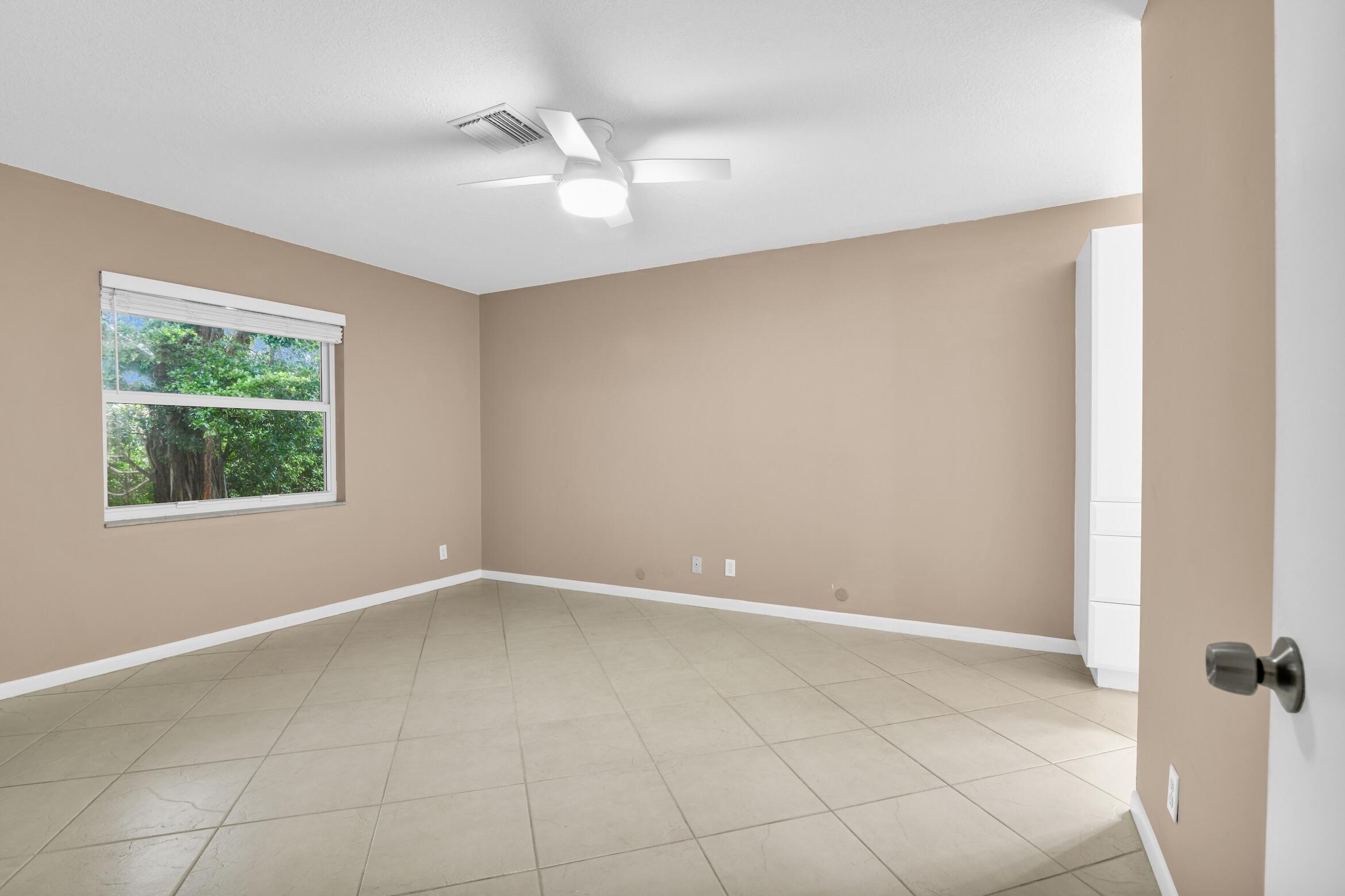 5217 Poppy Place 202