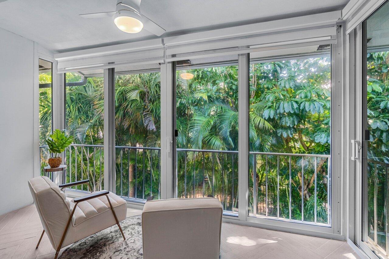 301 Venetian Drive 14