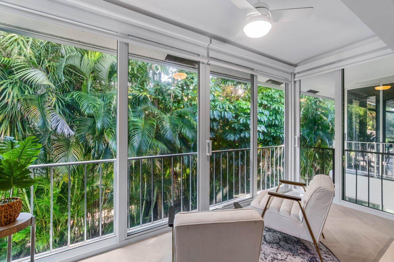301 Venetian Drive 14