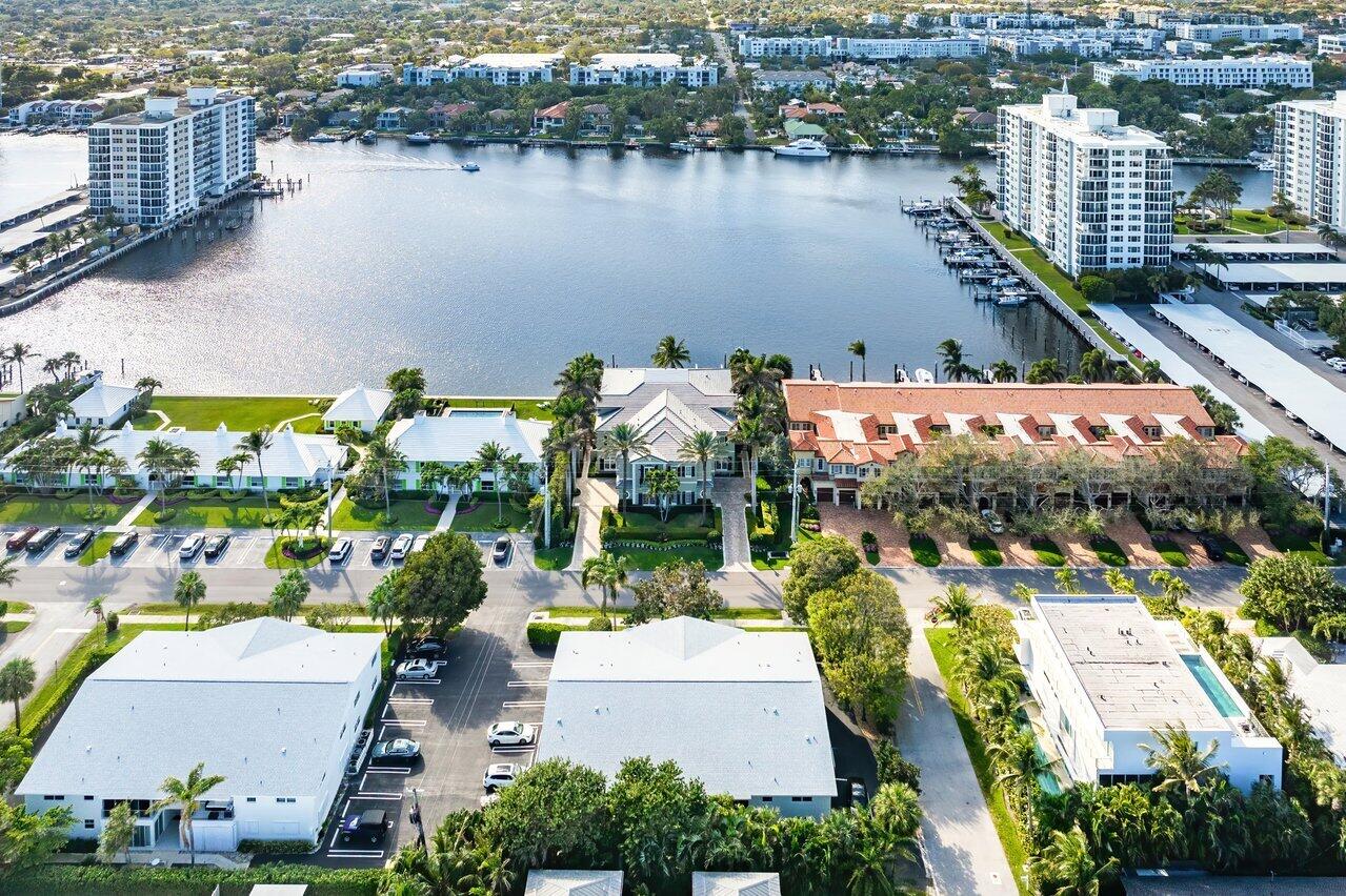 301 Venetian Drive 14
