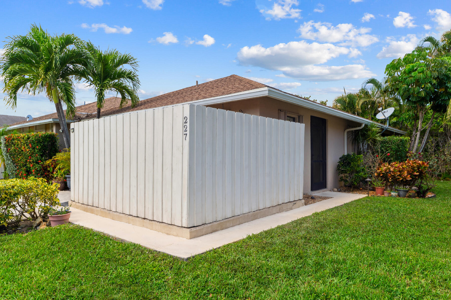 227 SE 1st Circle 9b