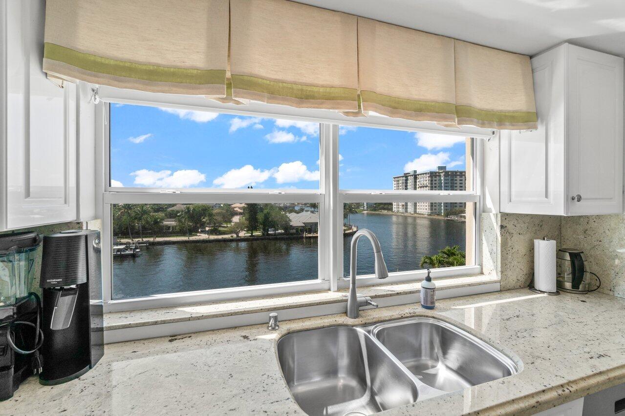 400 Seasage Drive 506
