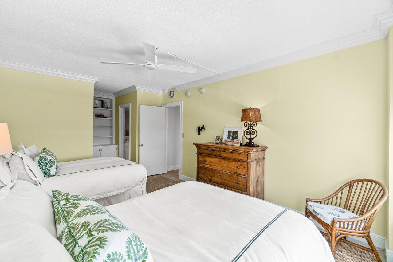 400 Seasage Drive 506