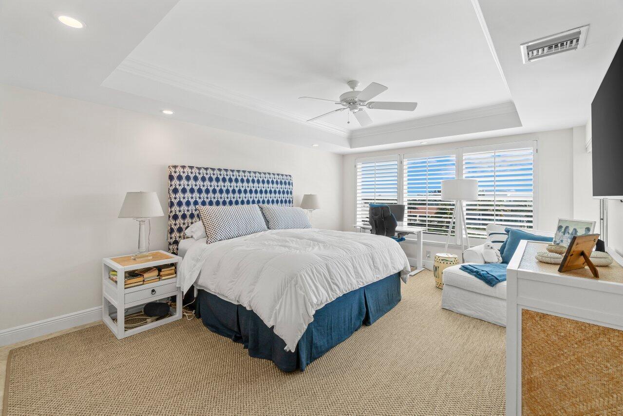 400 Seasage Drive 506