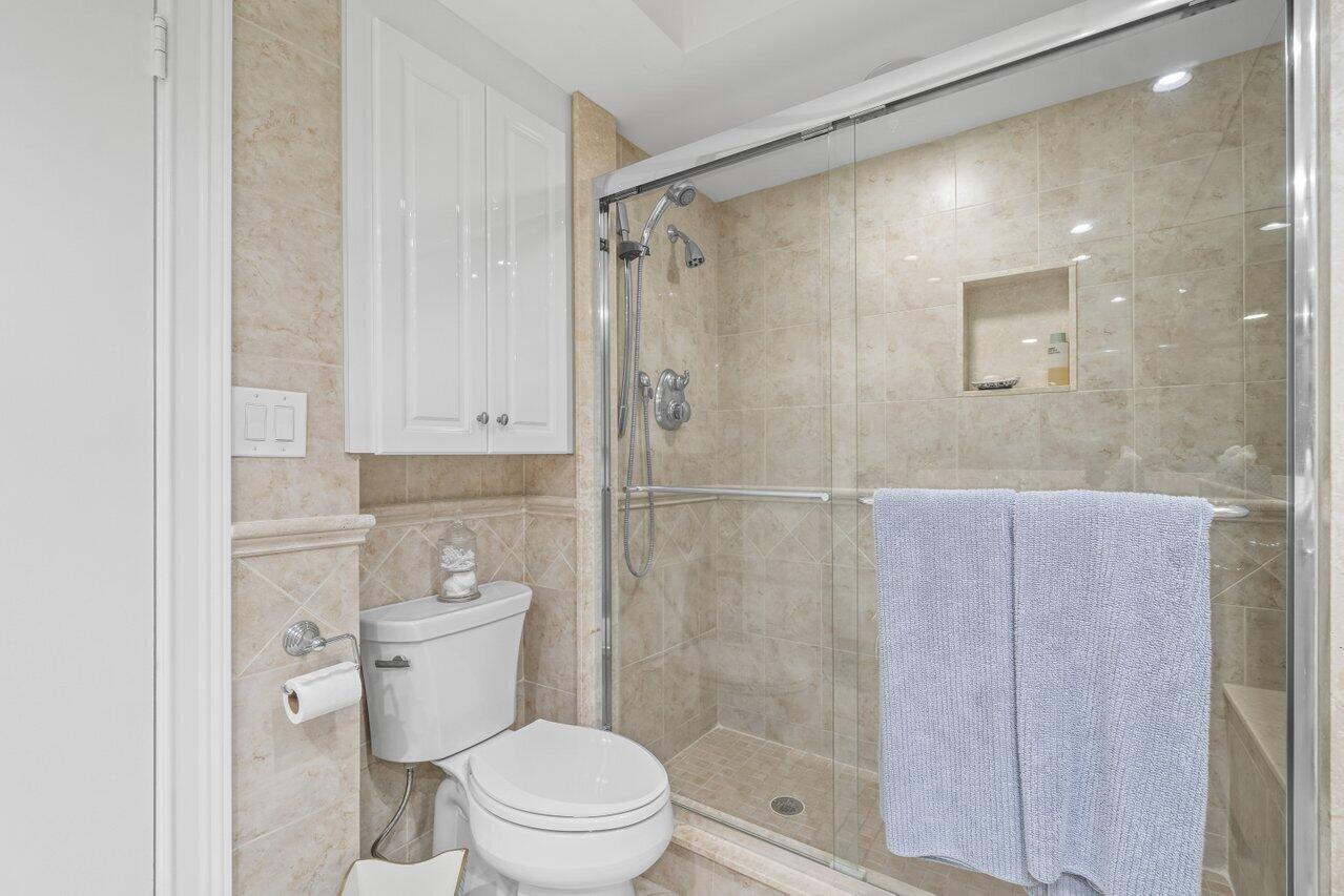 400 Seasage Drive 506