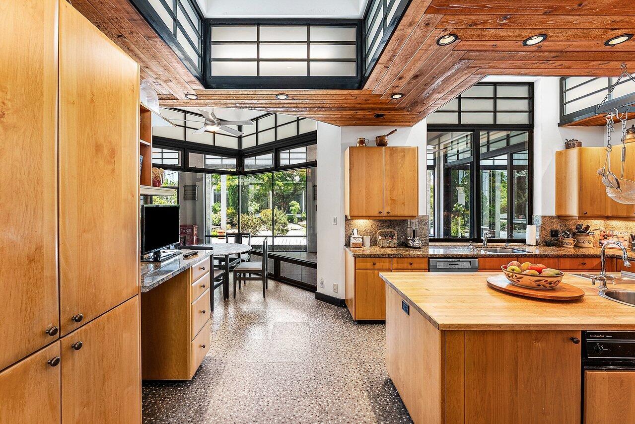 8549 Surrey Lane