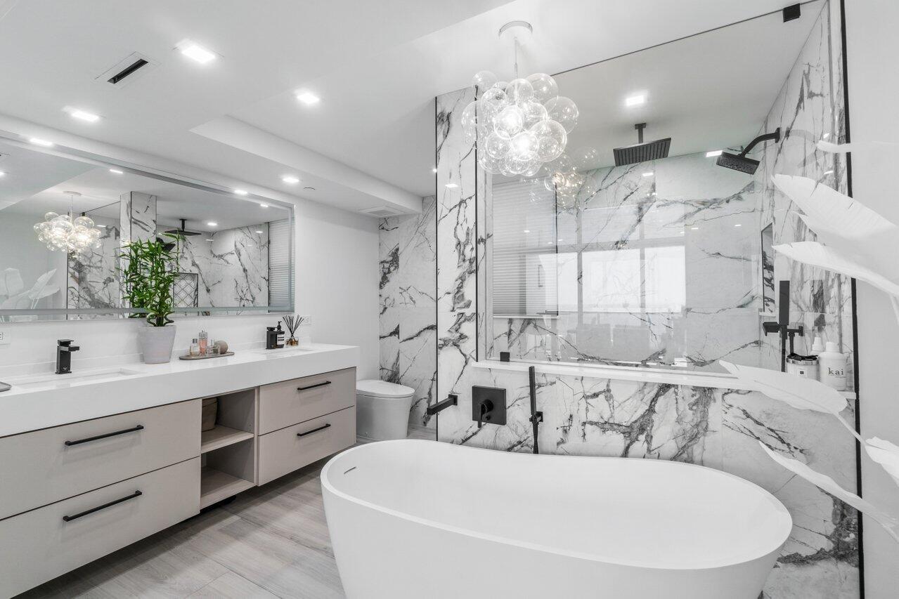 3115 S Ocean Boulevard 104