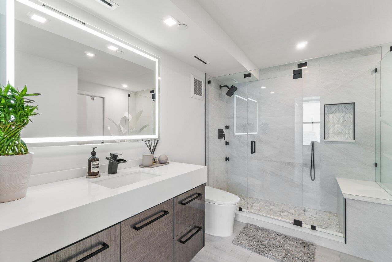 3115 S Ocean Boulevard 104