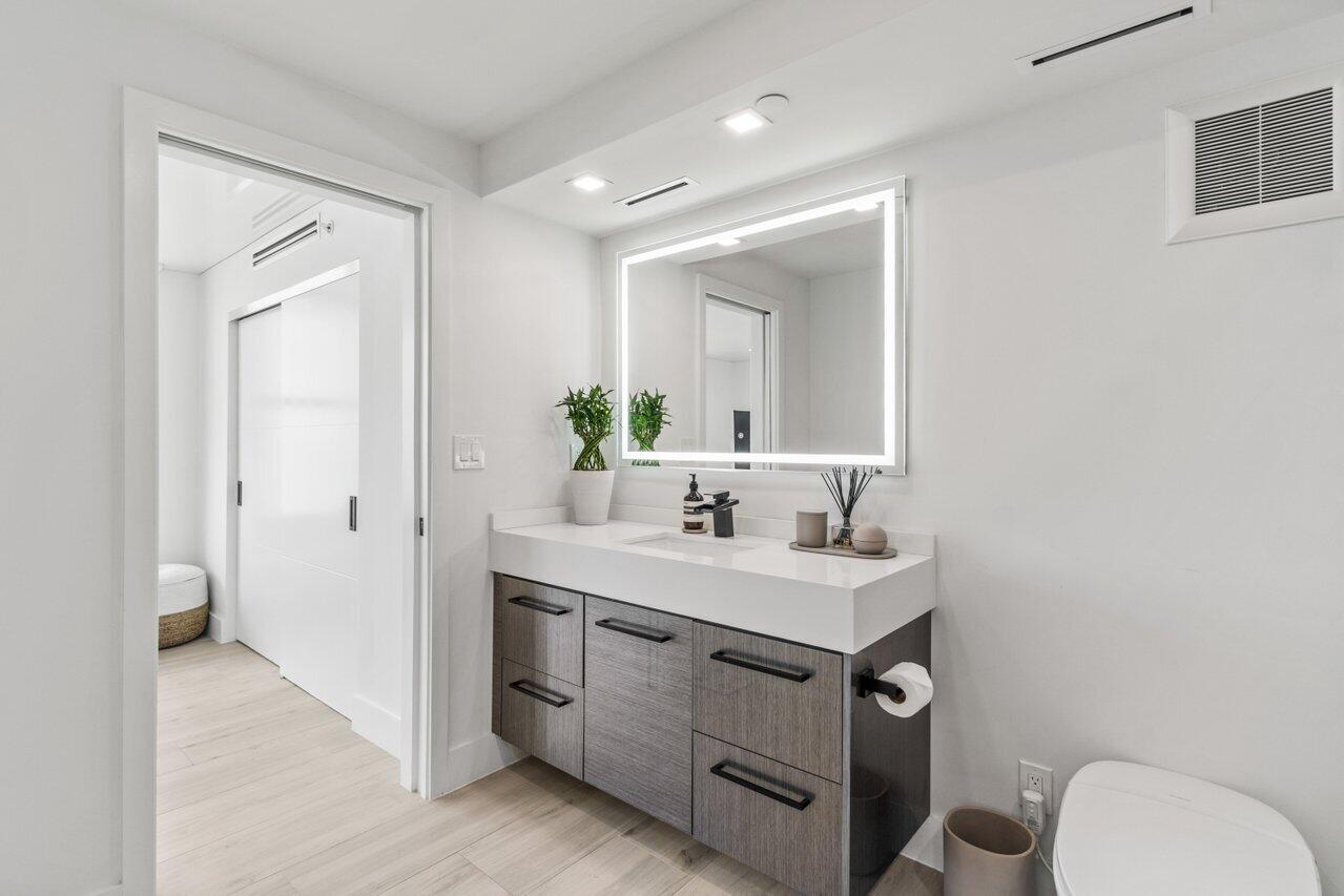 3115 S Ocean Boulevard 104
