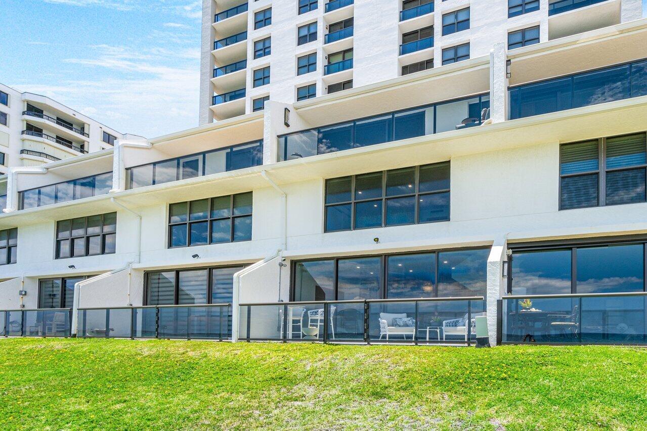 3115 S Ocean Boulevard 104
