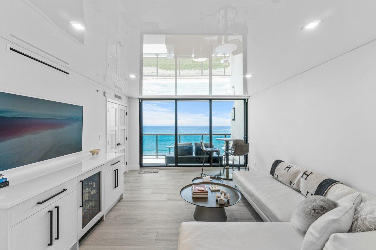 3115 S Ocean Boulevard 104