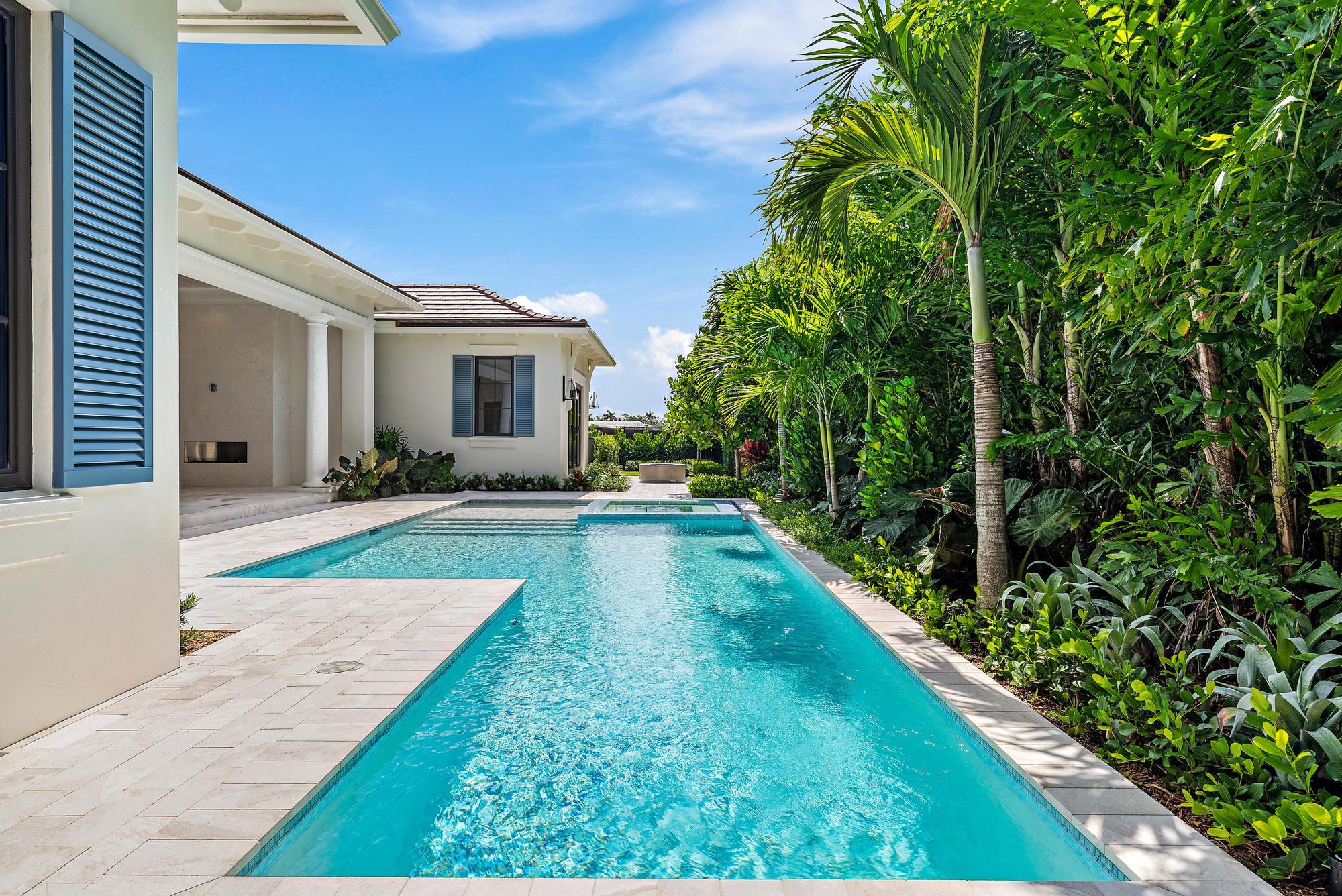 2916 Bluewater Cove