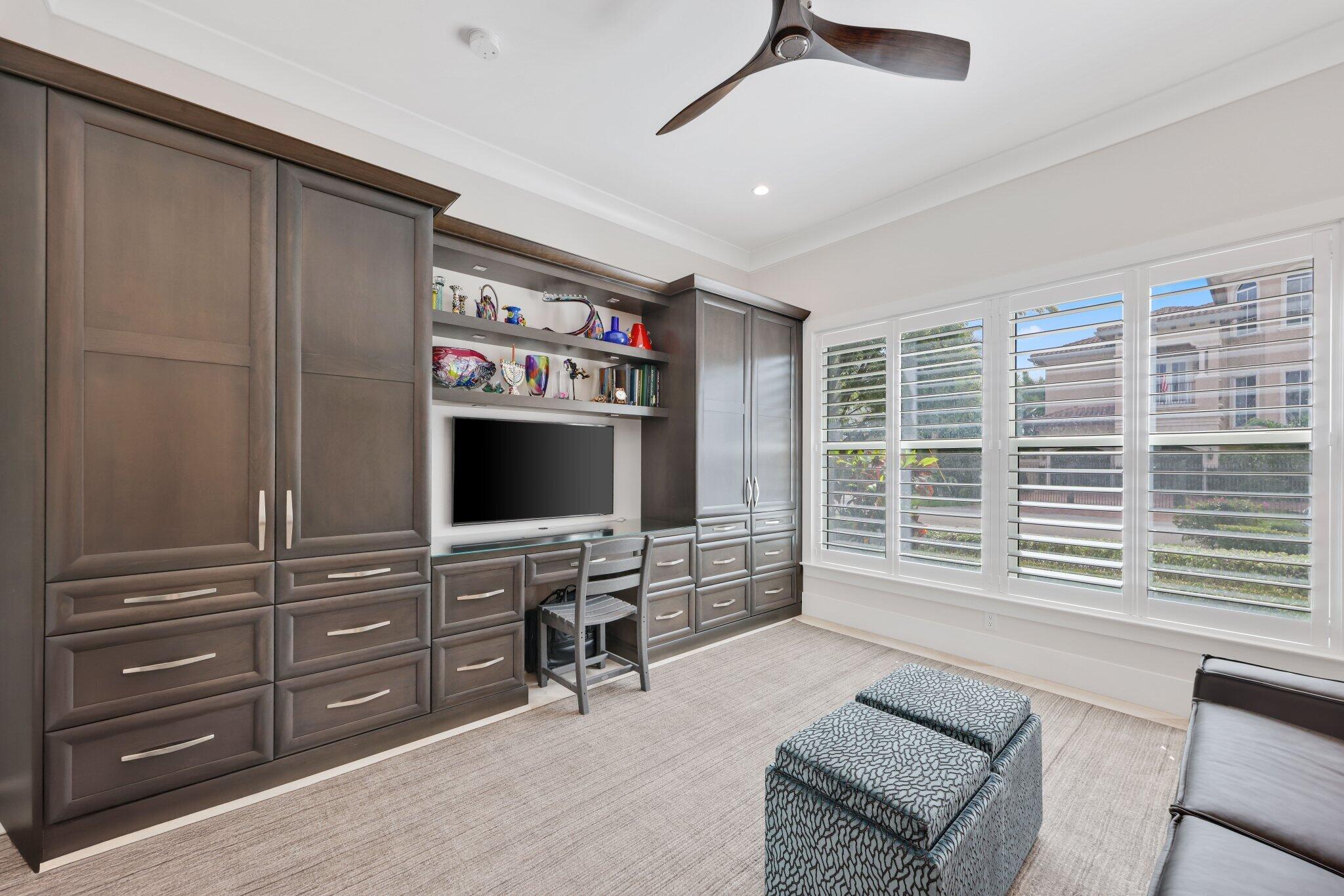 917 Tropic Boulevard